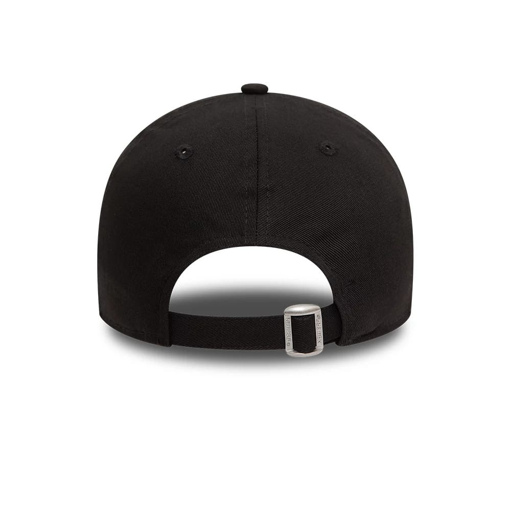 This is a New York Yankees League Essential Black On Black 9TWENTY Adjustable Cap 3