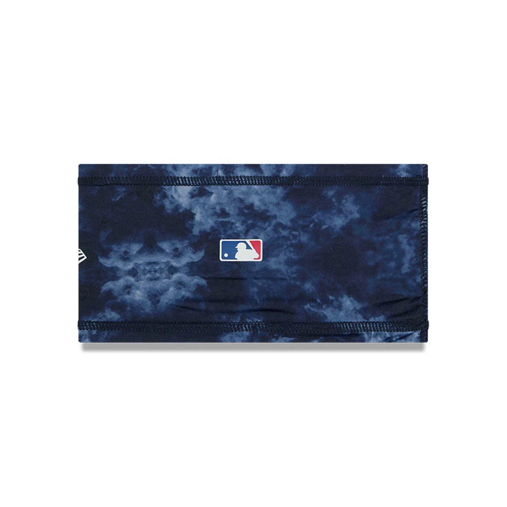New Era LA Dodgers MLB Clubhouse Grey Headband, front view showing the MLB Batterman logo centred on a blue and grey cloud-patterned fabric with the New Era flag logo on the left side edge.