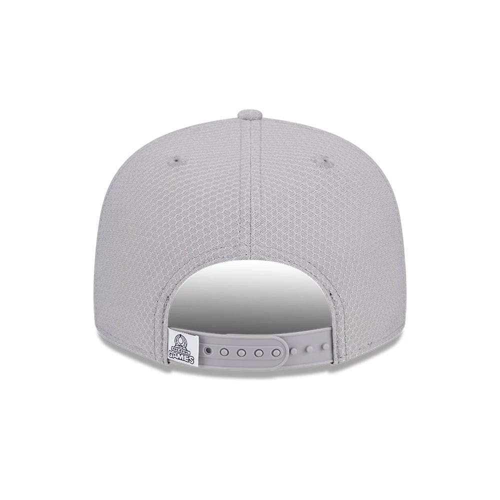 Pictured is this NFL Pro Bowl 2025 NFC Logo 9FIFTY Snapback Adjustable cap in grey. 4