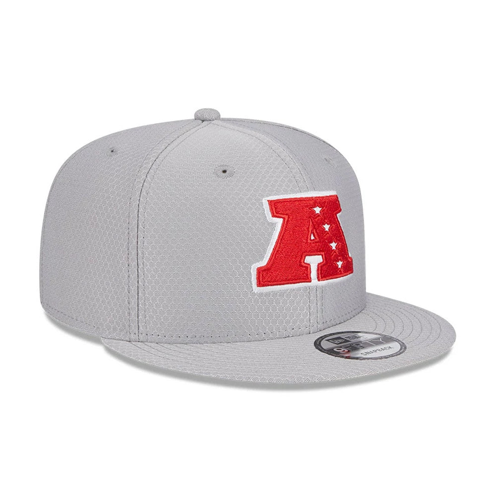 NFL Pro Bowl 2025 AFC Logo Grey New Era 9FIFTY Snapback Adjustable Cap, front view with a raised red embroidered A logo with stars on the front panel, grey flat visor and 9FIFTY size sticker on top.