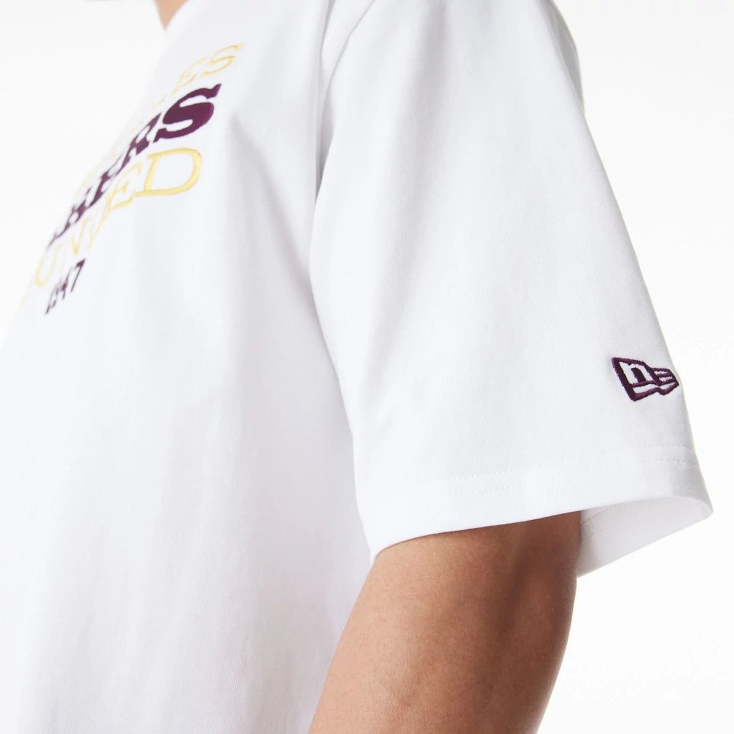 The Male model is wearing LA Lakers NBA Lifestyle White T-Shirt 6