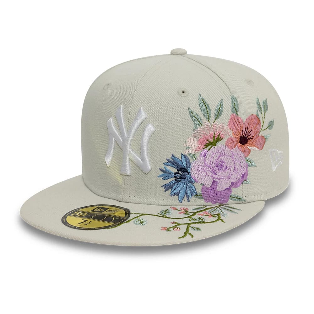 Pictured is this New York Yankees MLB Floral Light Beige 59FIFTY Fitted Cap 1
