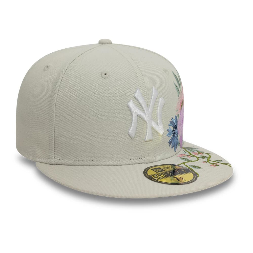 Pictured is this New York Yankees MLB Floral Light Beige 59FIFTY Fitted Cap 4