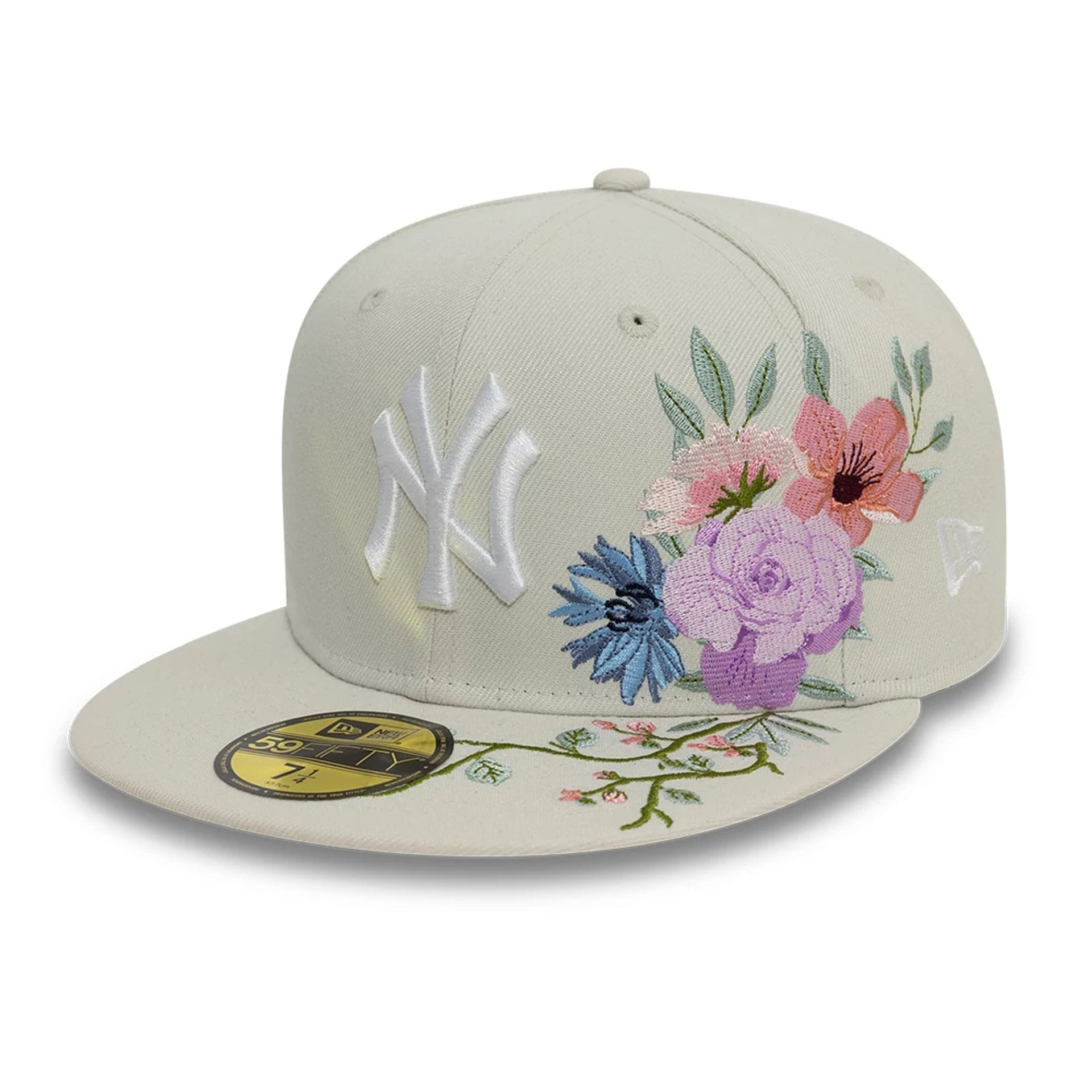 Pictured is this New York Yankees MLB Floral Light Beige 59FIFTY Fitted Cap 1