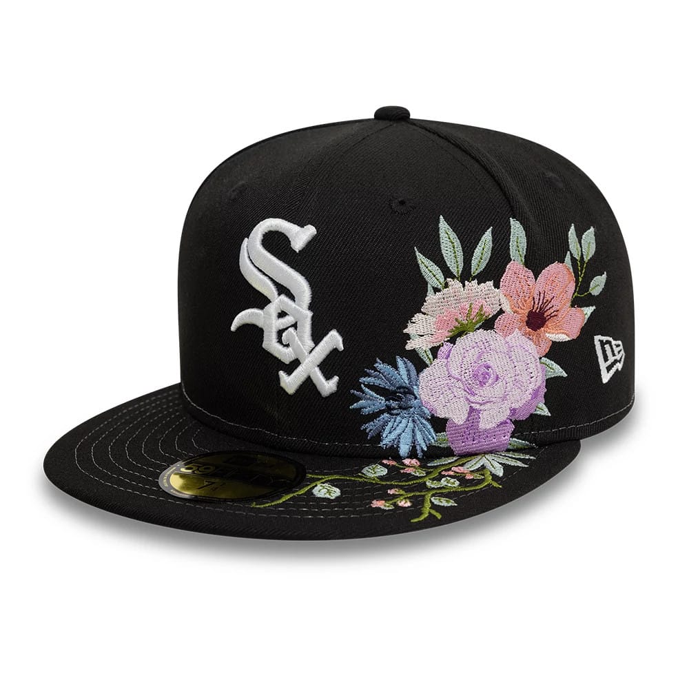 Pictured is this Chicago White Sox MLB Floral Black 59FIFTY Fitted Cap 1