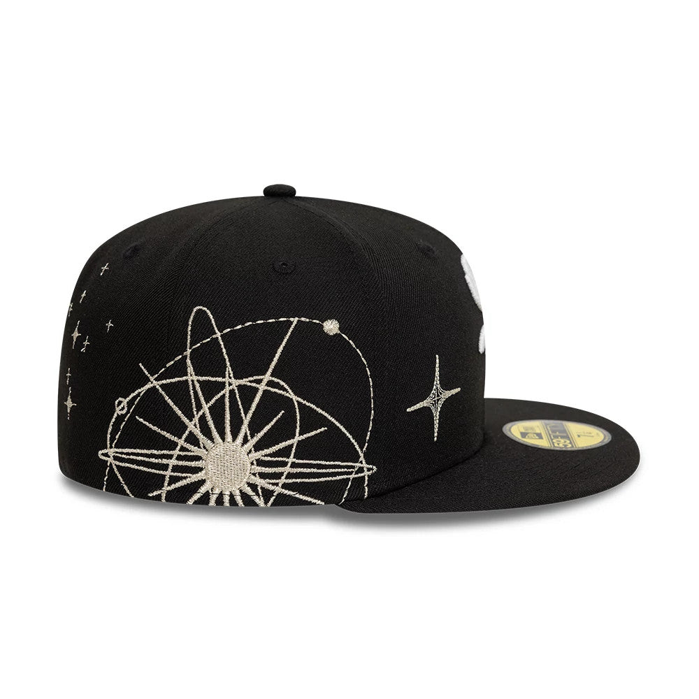 Pictured is this Chicago White Sox MLB Zodiac Black 59FIFTY Fitted Cap 7