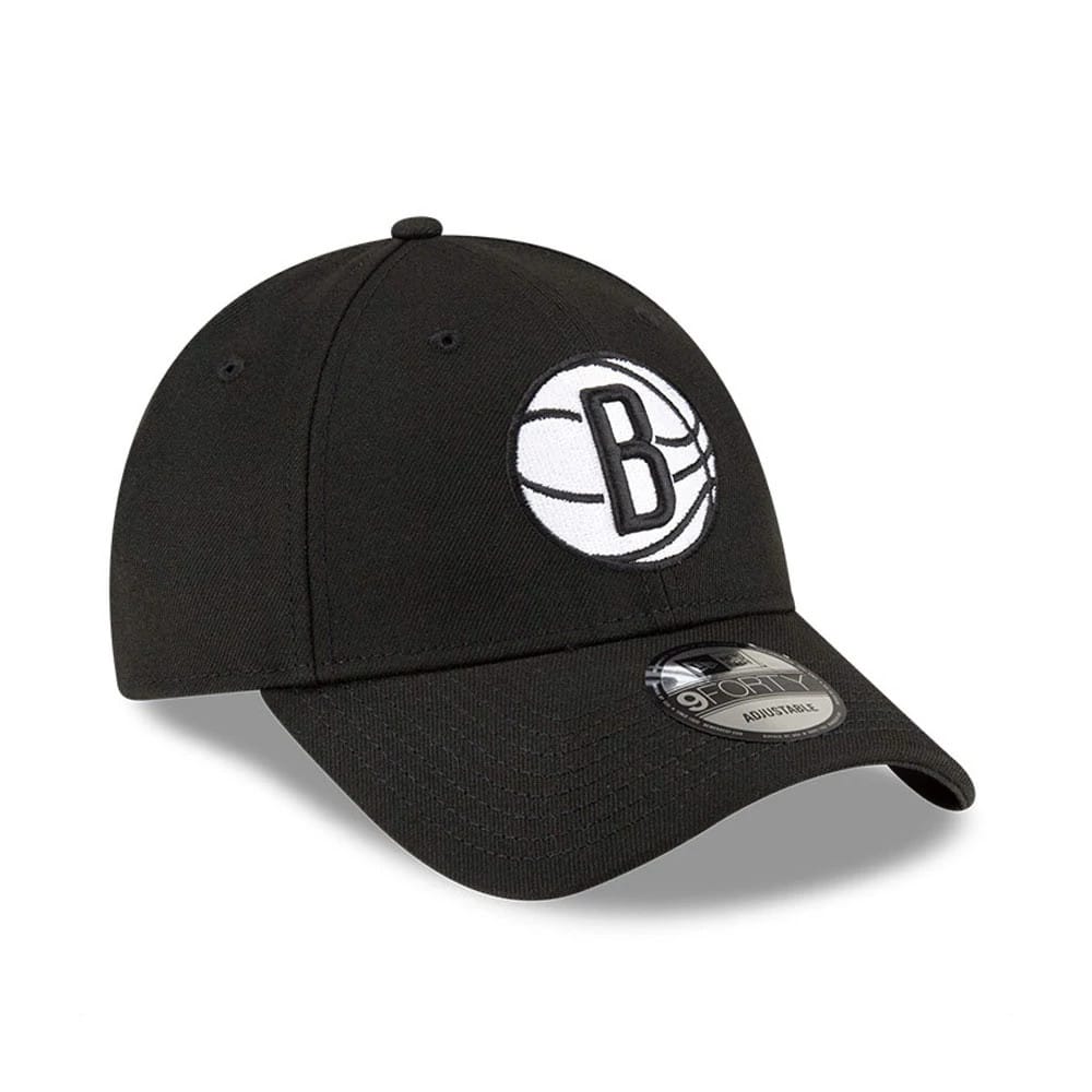 Brooklyn Nets NBA The League Black New Era 9FORTY Adjustable Cap, front view showing the raised embroidered white B logo on the front panel, a curved visor, and the 9FORTY size sticker on the top of the visor.