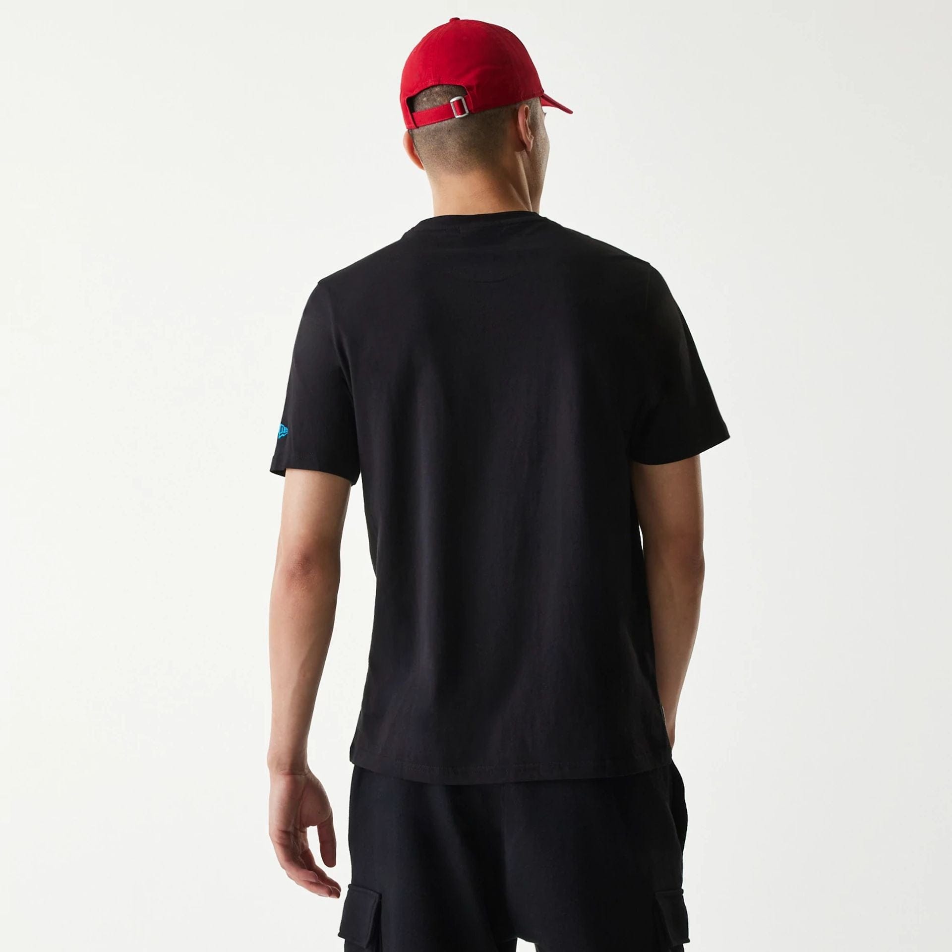 The Male model is wearing Miami Marlins MLB Regular Black T-Shirt 2