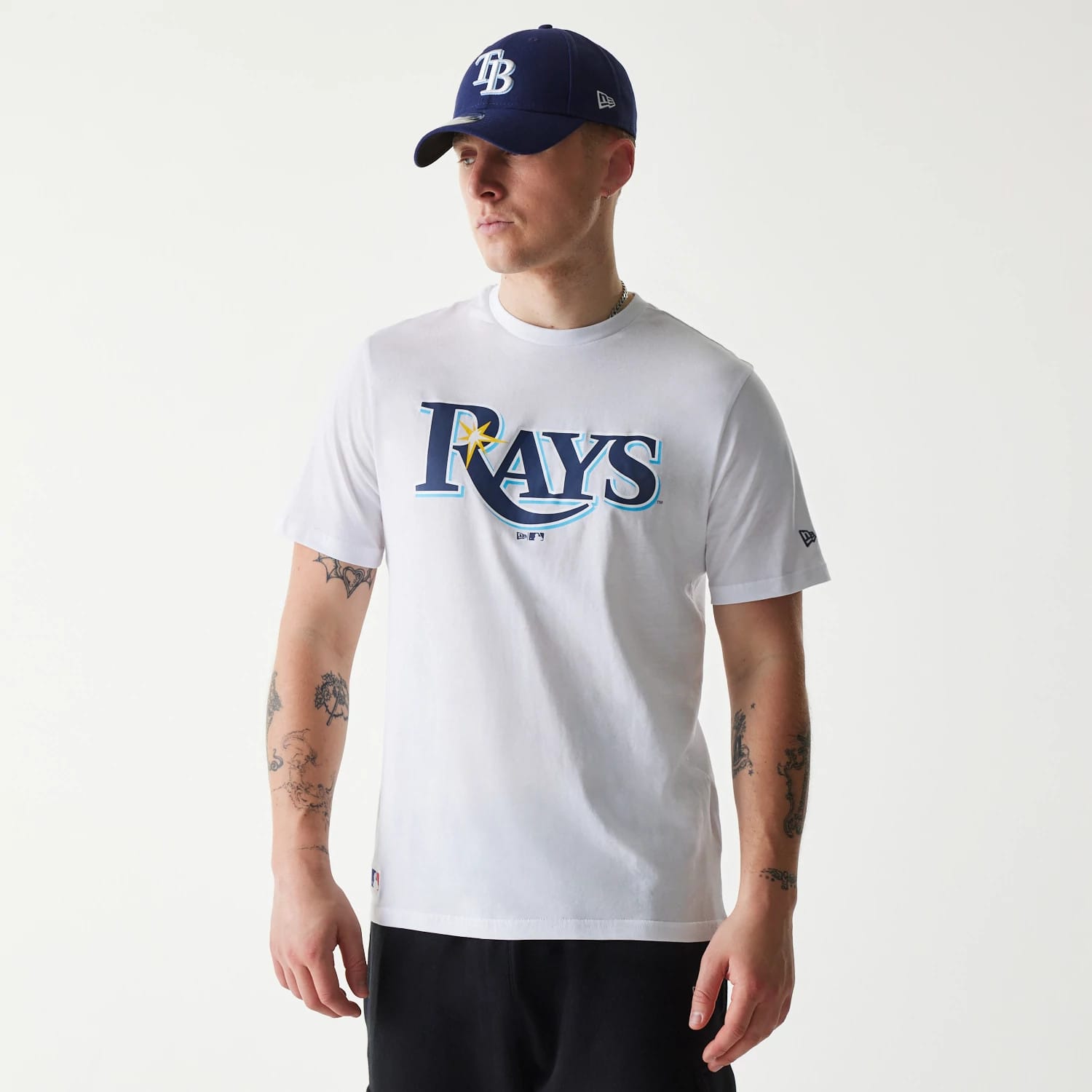 The Male model is wearing Tampa Bay Rays MLB Regular White T-Shirt 1
