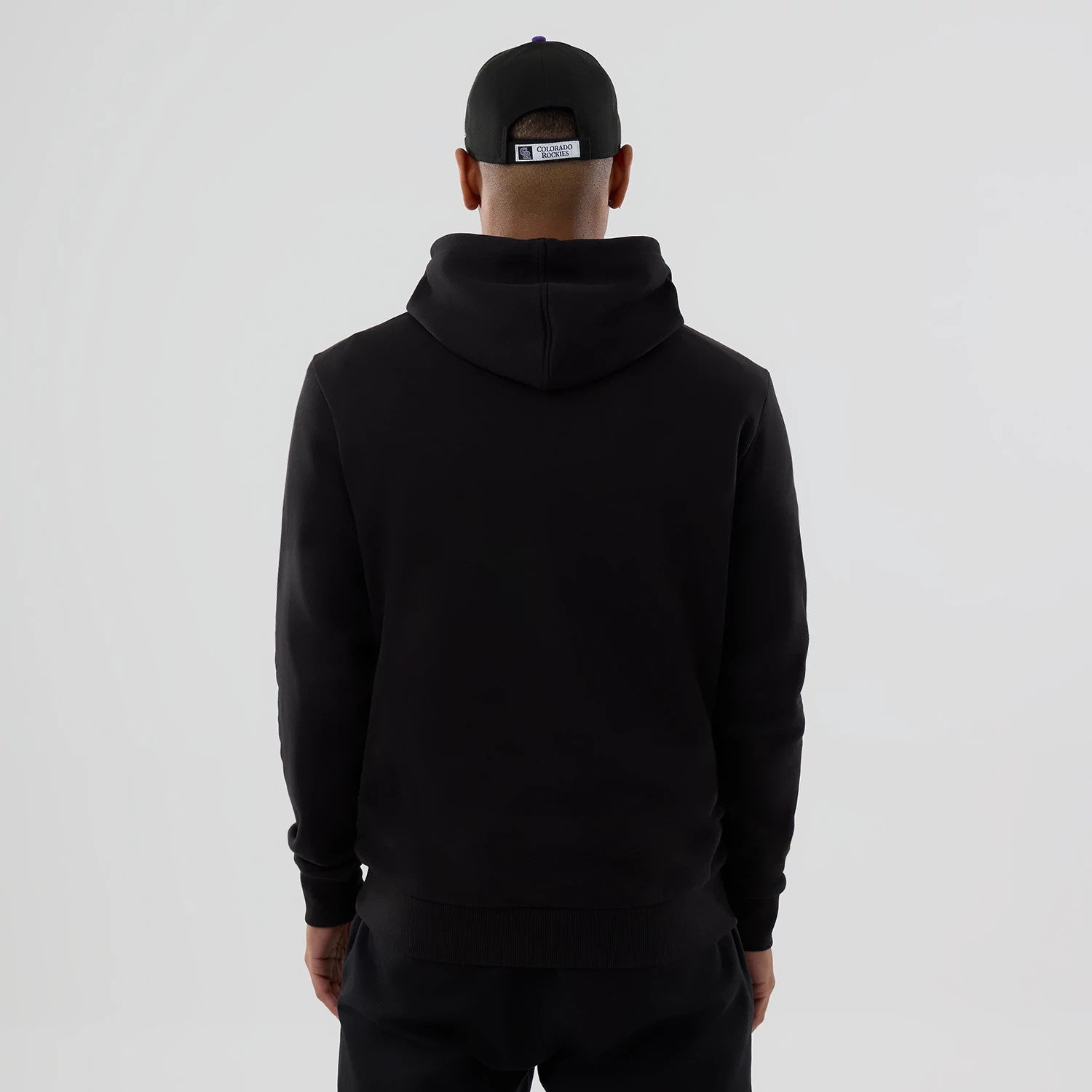 The Male model is wearing Colorado Rockies MLB Black Pullover Hoodie 2