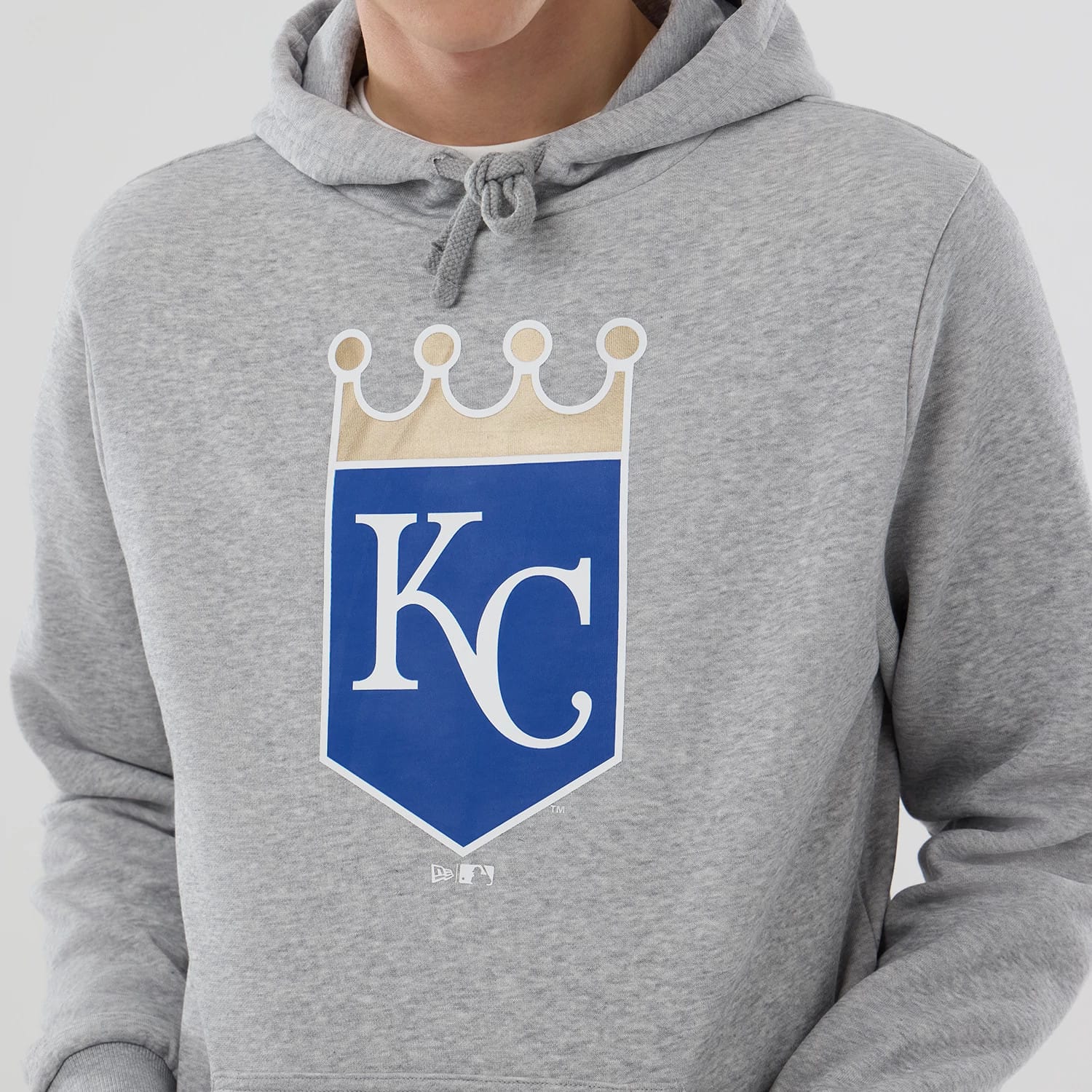 The Male model is wearing Kansas City Royals MLB Grey Pullover Hoodie 4