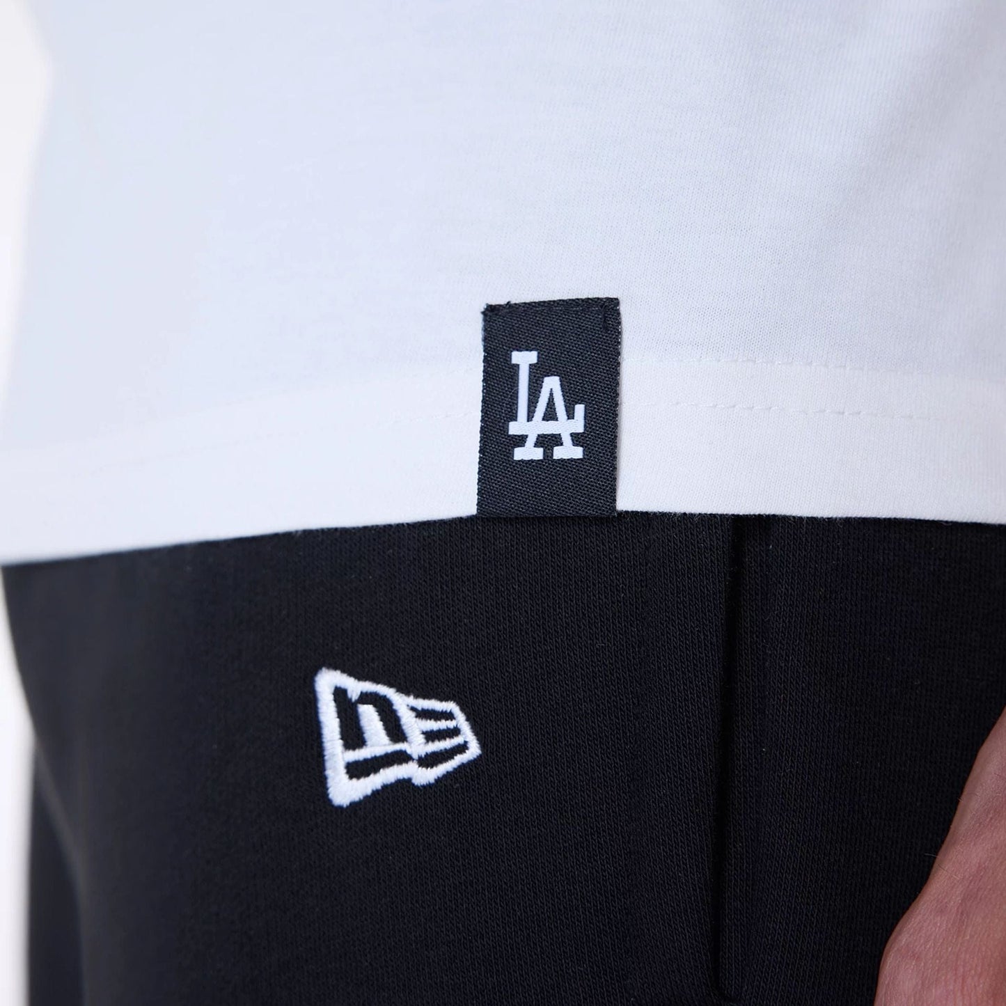The Male model is wearing LA Dodgers MLB Food Graphic Open White Oversized T-Shirt 7