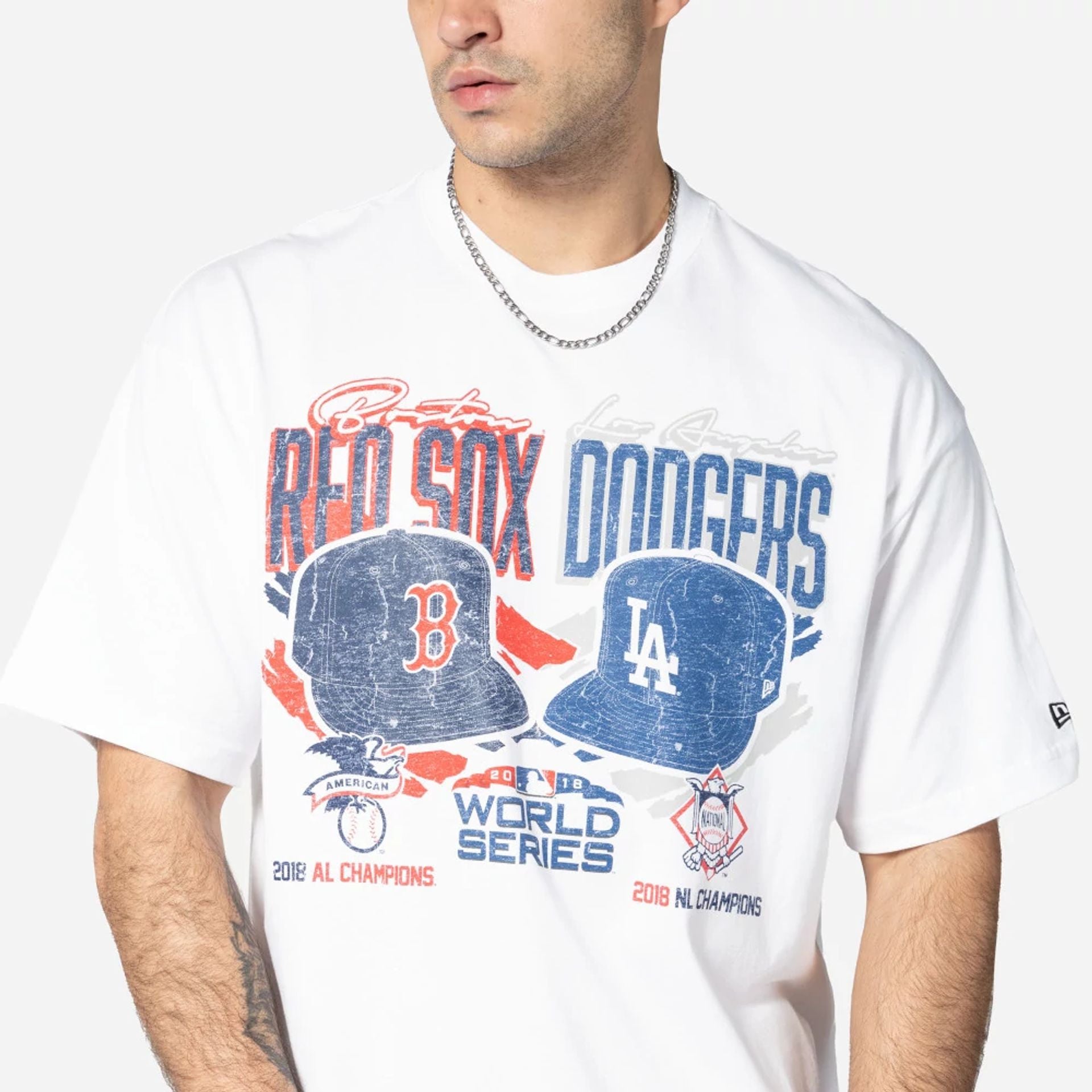 The Male model is wearing MLB Dueling Logos Sport Classic White T-Shirt 2
