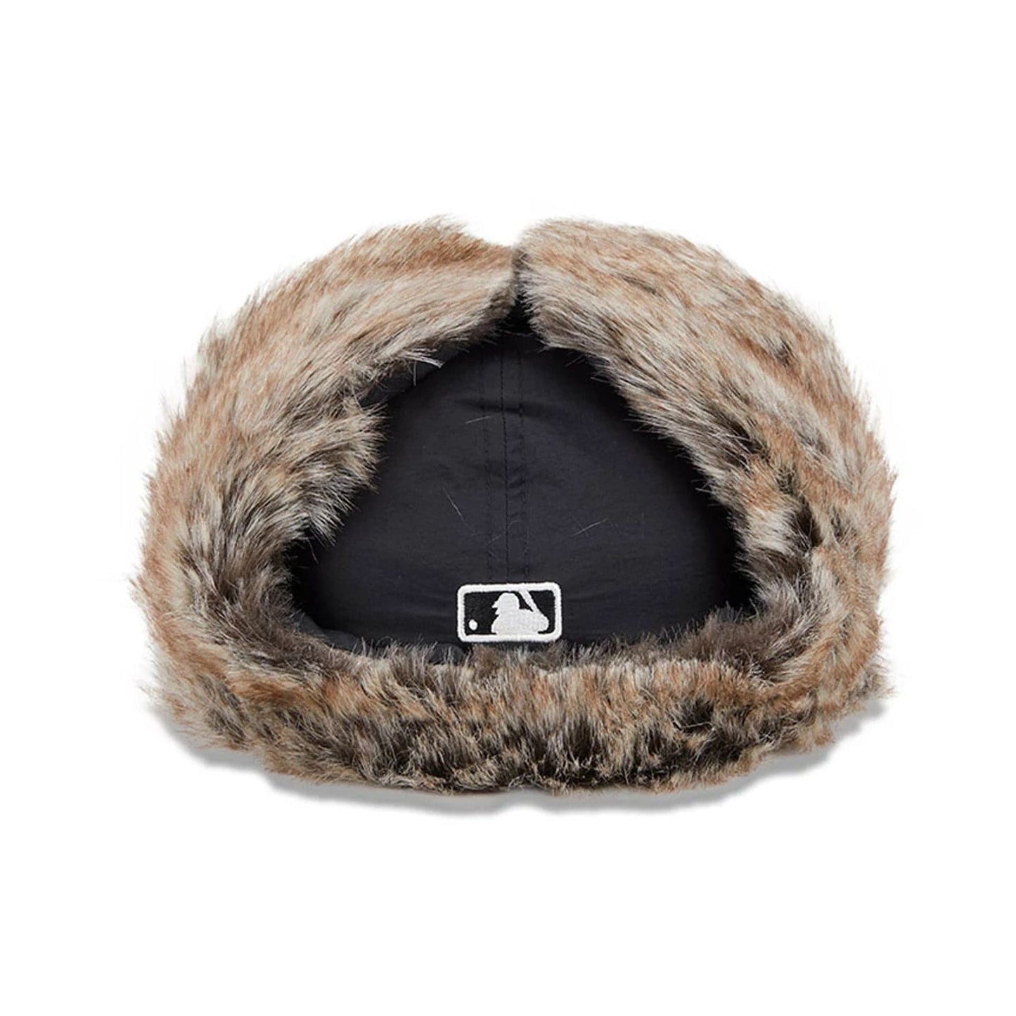 This is a Boston Red Sox Winter Dog Ear Black Retro Crown 59FIFTY Fitted Cap 7