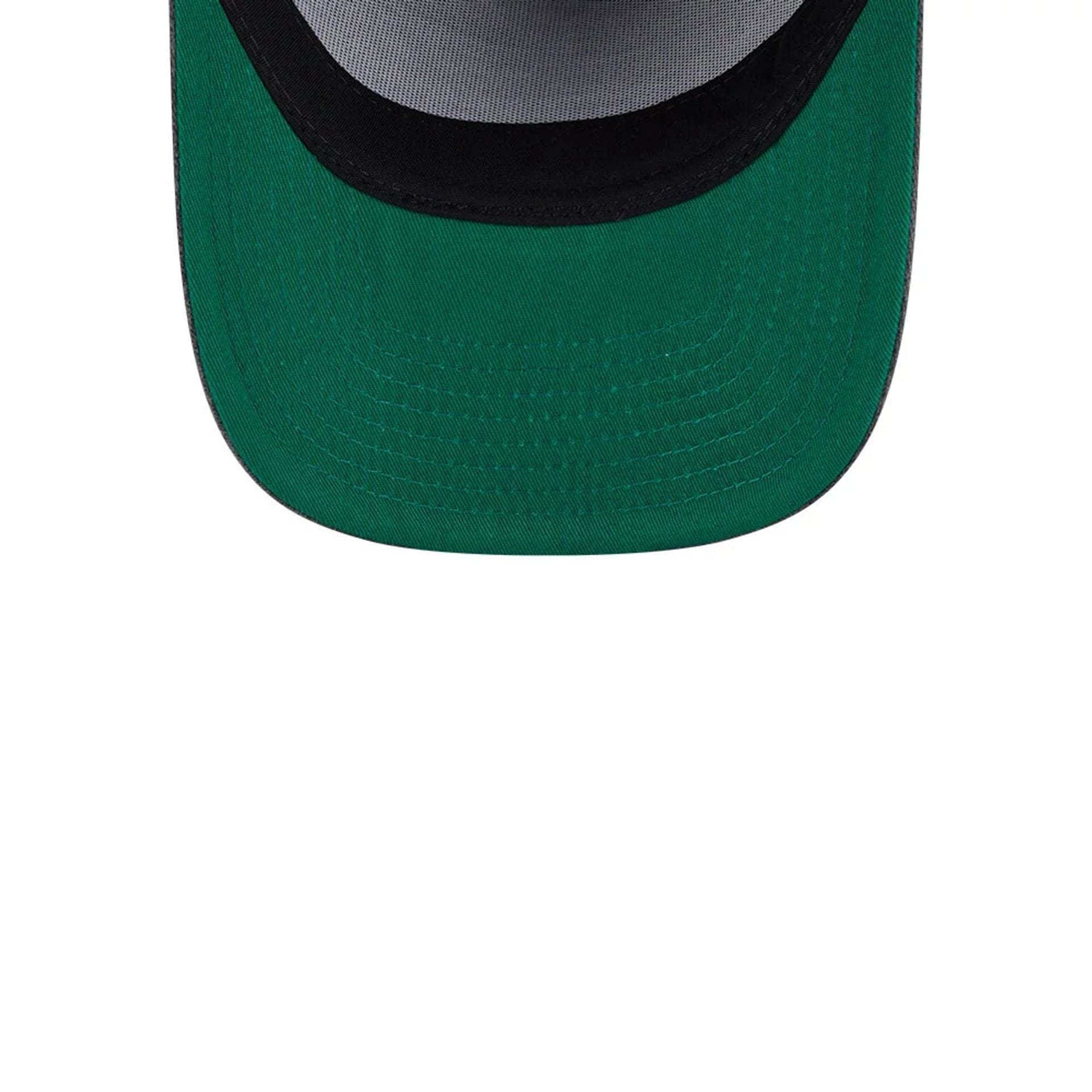 This is a LA Kings NHL Washed Black 9FIFTY A-Frame Adjustable Cap 2