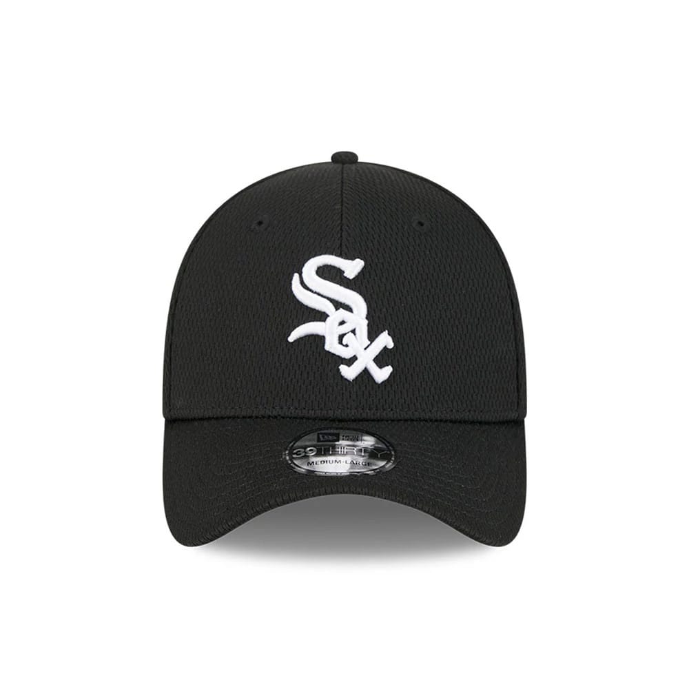 Pictured is this MLB Evergreen Chicago White Sox 39THIRTY Stretch Fit cap in black. 2