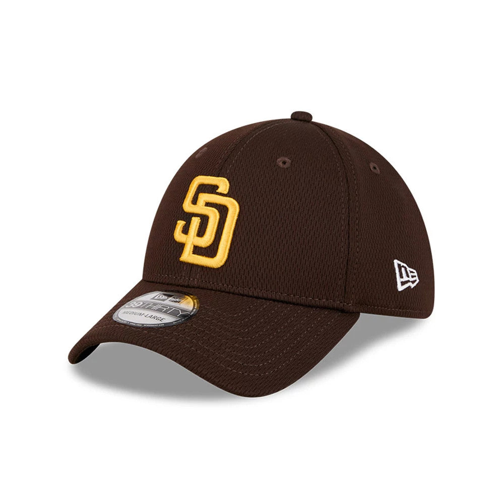 San Diego Padres MLB Evergreen Dark Brown New Era 39THIRTY Stretch Fit Cap, three-quarter view showing the raised yellow SD logo on the front panel, brown curved visor with 39THIRTY size sticker, and white New Era flag logo on the left side.