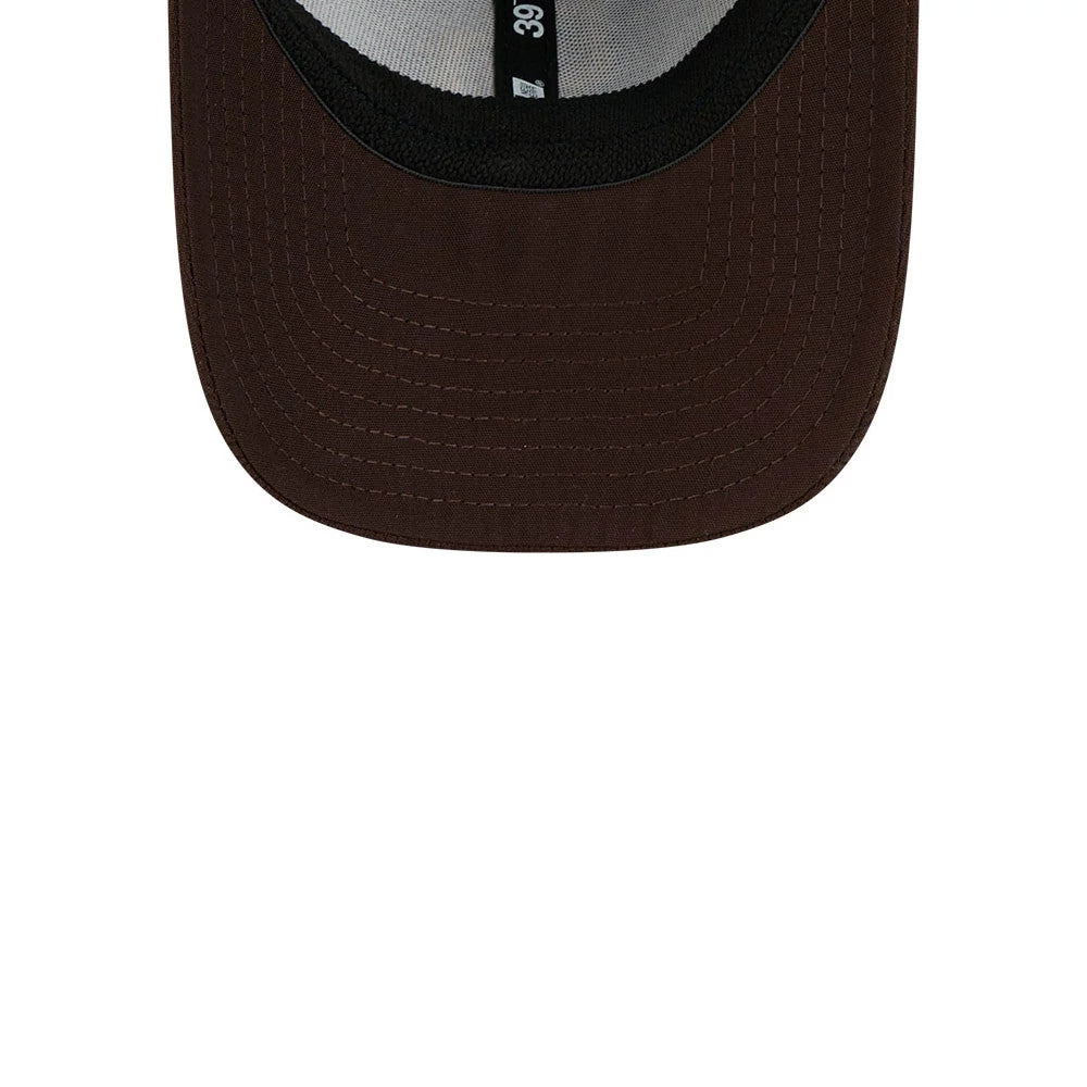 Pictured is this MLB Evergreen San Diego Padres 39THIRTY Stretch Fit cap in dark brown. 7