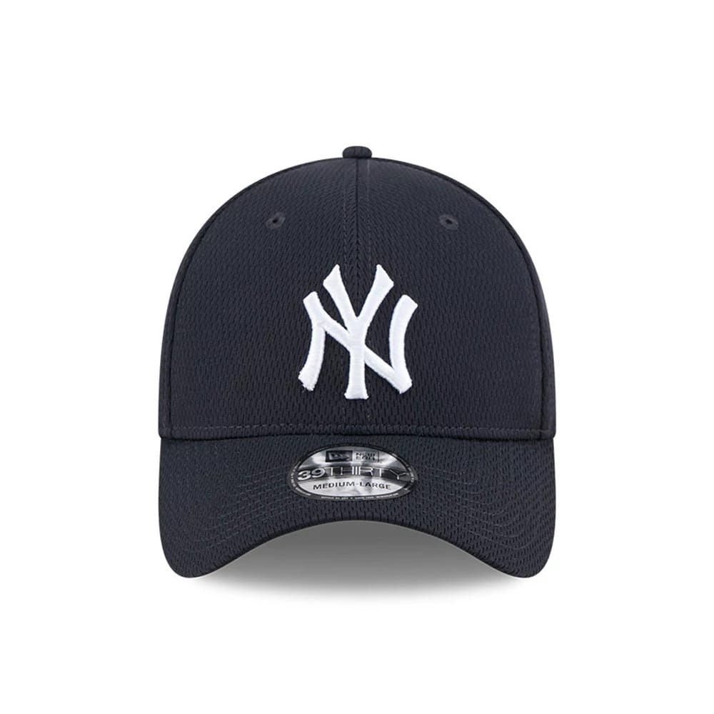 Pictured is this MLB Evergreen New York Yankees 39THIRTY Stretch Fit cap in navy. 2