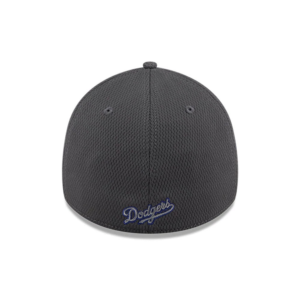 Pictured is this MLB Evergreen LA Dodgers 39THIRTY Stretch Fit cap in dark grey. 4