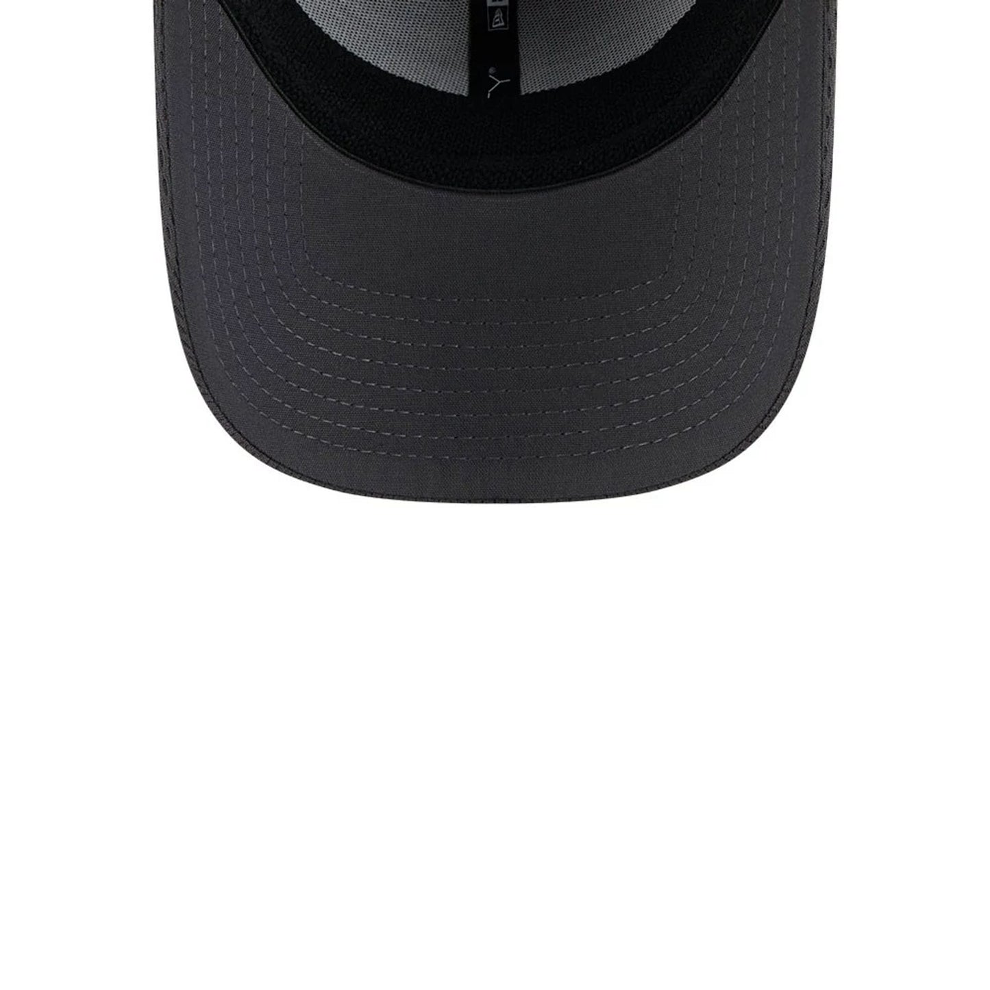 Pictured is this MLB Evergreen LA Dodgers 39THIRTY Stretch Fit cap in dark grey. 7