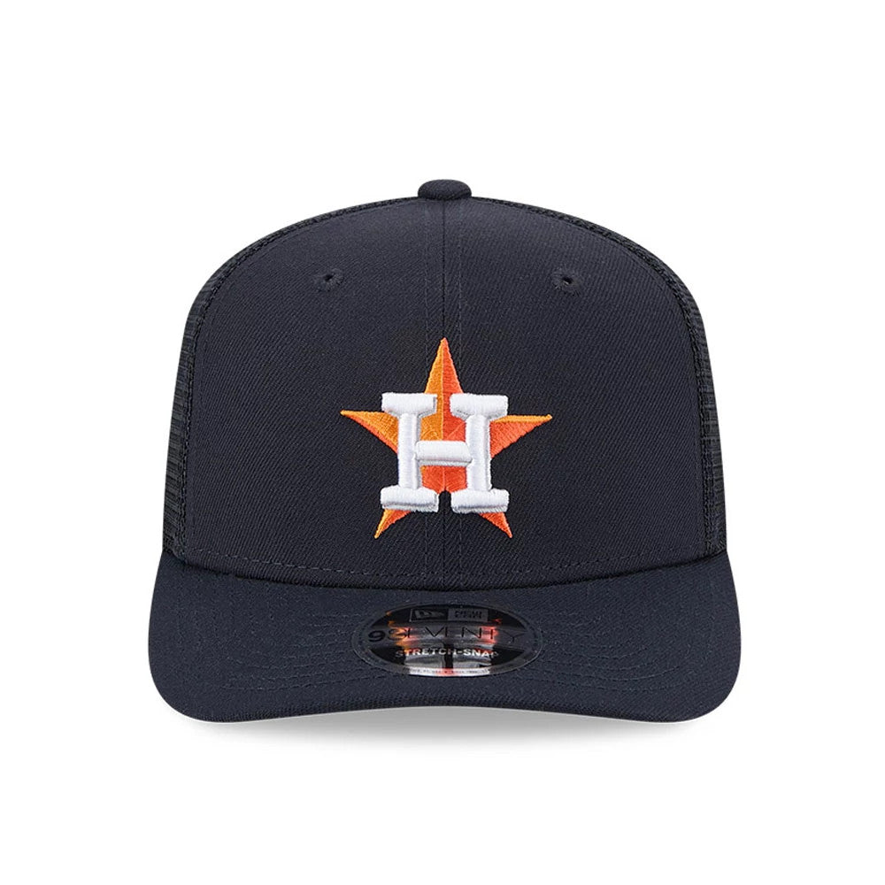 Houston Astros MLB Evergreen Navy New Era 9SEVENTY Stretch Snap Adjustable Cap, front view showing the white and orange embroidered H and star logo on the front panel above the black 9SEVENTY size sticker on the visor.