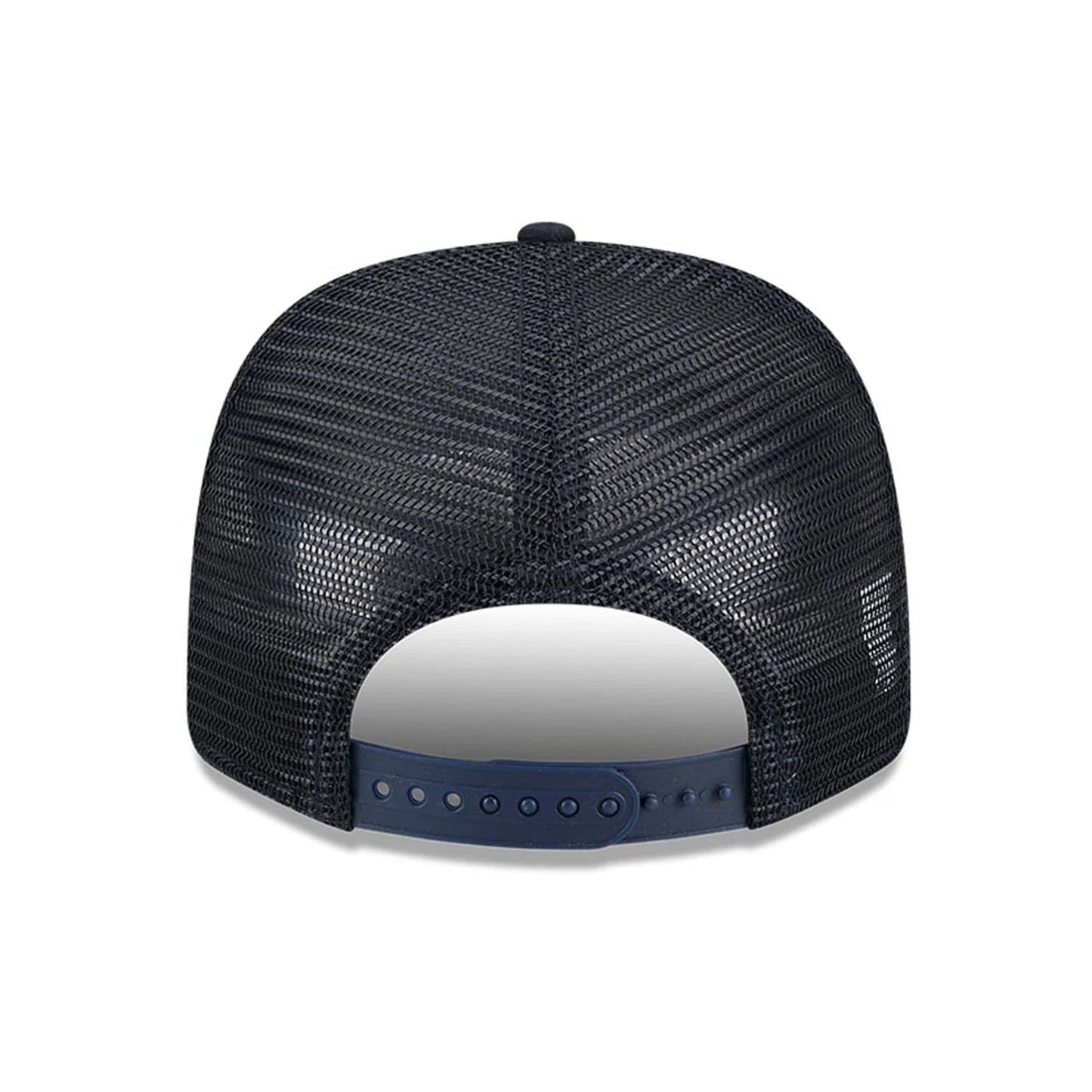 Pictured is this MLB Evergreen Atlanta Braves 9SEVENTY Stretch Snap cap in navy. 7