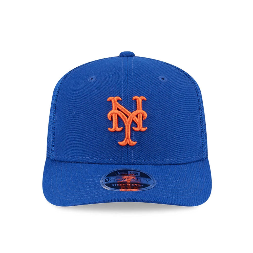 New York Mets MLB Evergreen Blue New Era 9SEVENTY Stretch Snap Adjustable Cap, front view showing the raised embroidered orange NY logo on the structured blue crown with a 9SEVENTY size sticker on the visor.