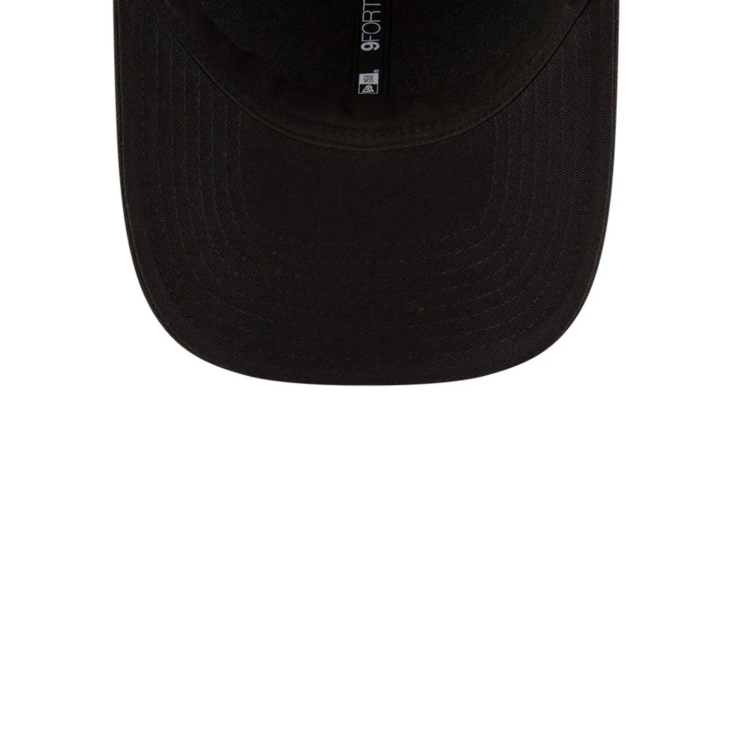 Chicago White Sox MLB Player Replica Black New Era 9FORTY M-Crown Adjustable Cap, inside view showing the black undervisor and the New Era 9FORTY size sticker on the stickered taping.