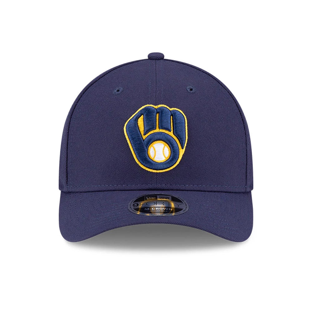 Milwaukee Brewers MLB Player Replica Navy New Era 9FORTY M-Crown Adjustable Cap, front view showing the raised Brewers logo in navy and yellow on the front panel, with a 9FORTY size sticker on the visor and a structured navy crown.
