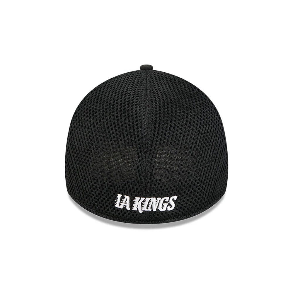 Pictured is this NHL Evergreen Neo LA Kings 39THIRTY Stretch Fit cap in black. 2