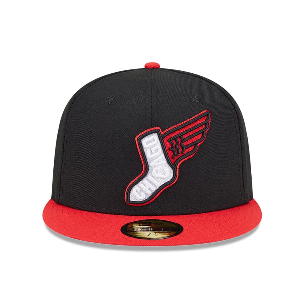Chicago White Sox MLB City Connect Black New Era 59FIFTY Fitted Cap, front view showing the white and red embroidered sock logo on the centre front panel, with a contrasting red visor and gold 59FIFTY size sticker.