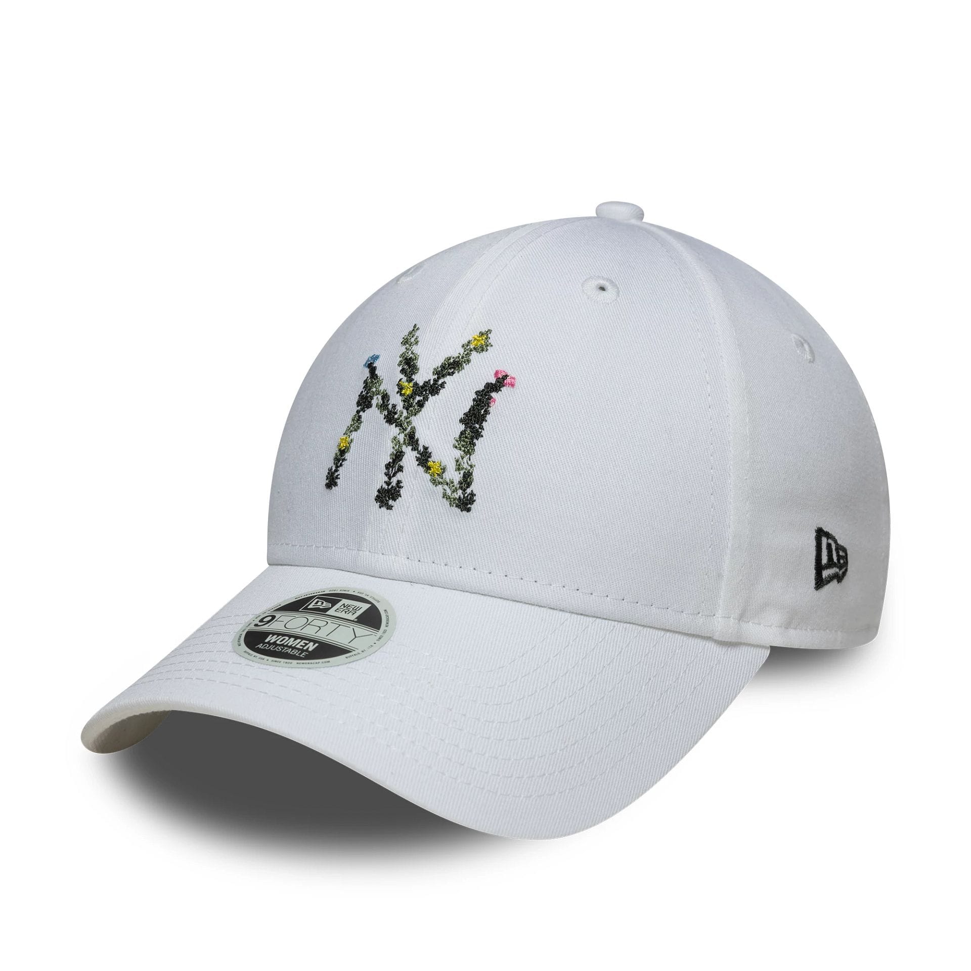 Pictured is this Womens MLB Floral Infill New York Yankees 9FORTY cap in white. 1