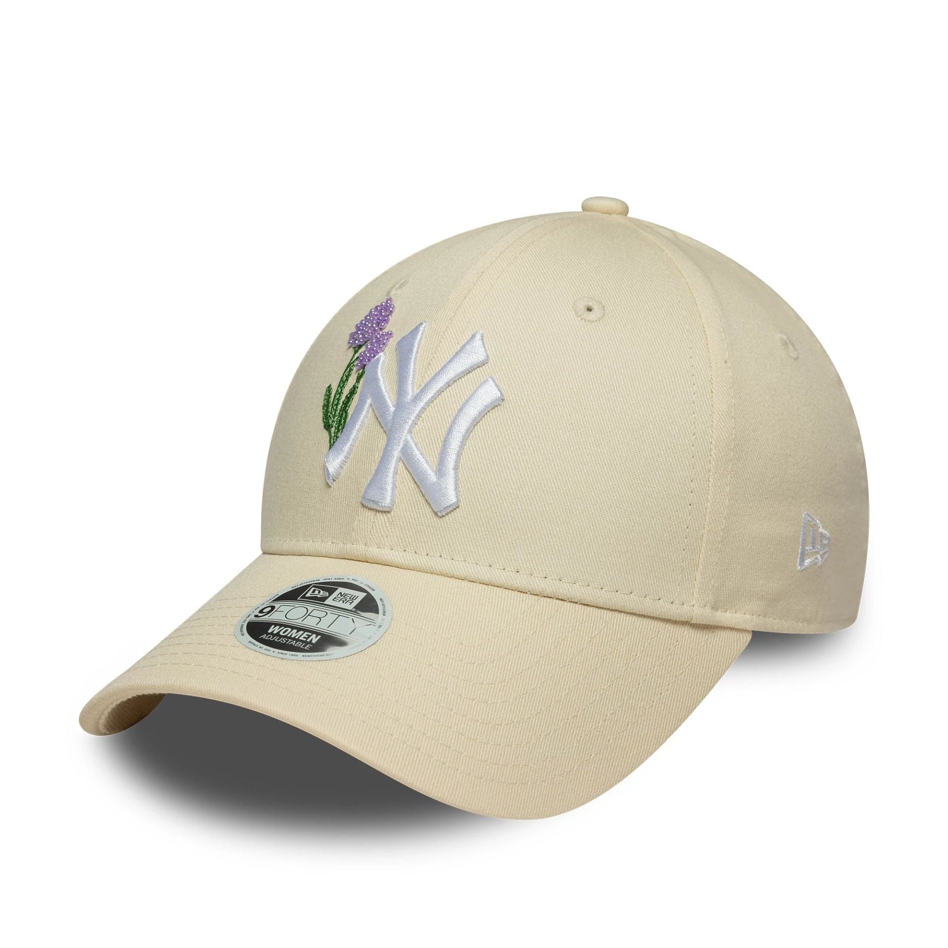 This is a New York Yankees Womens MLB Beaded Cream 9FORTY Adjustable Cap 1