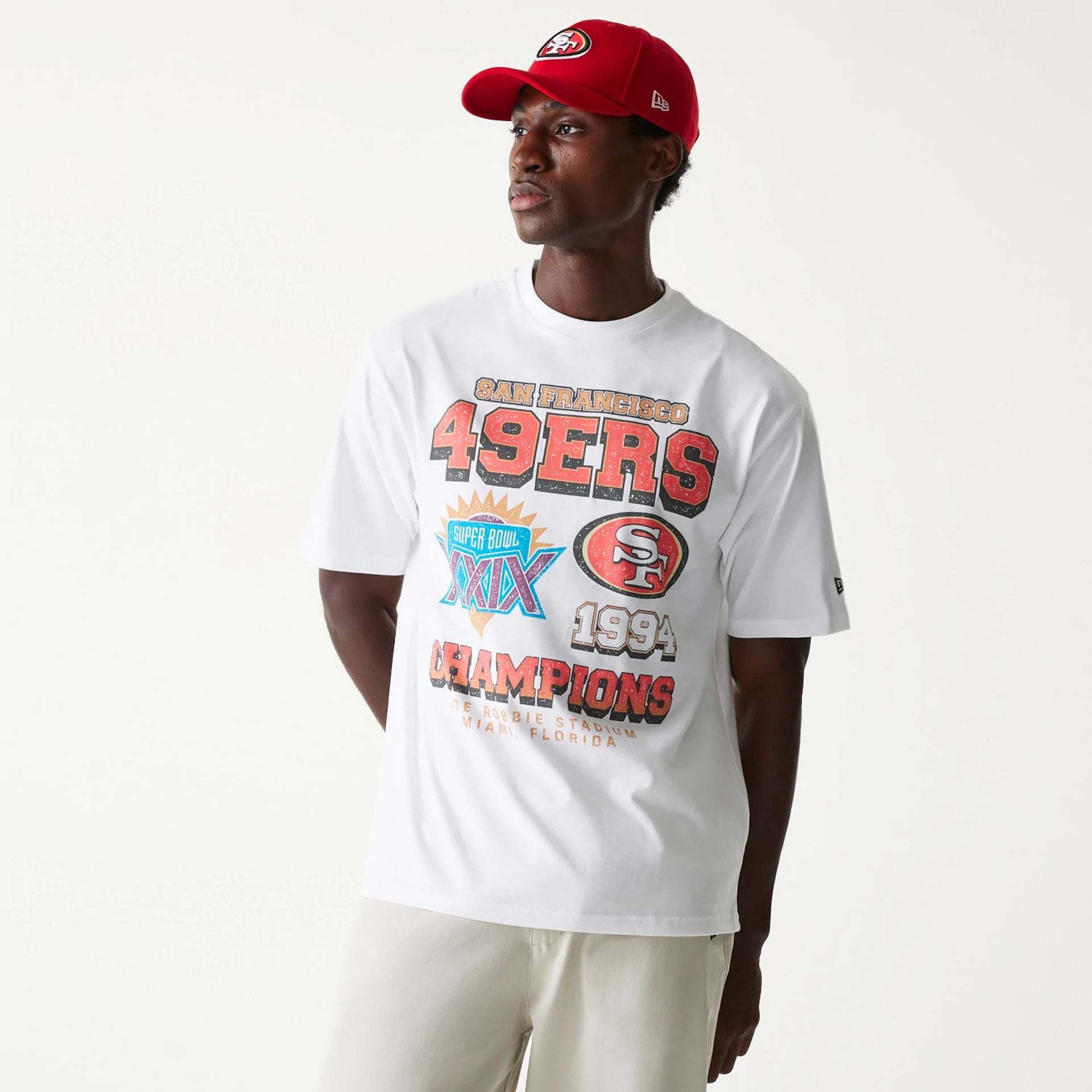 The Male model is wearing San Francisco 49ers NFL Super Bowl White Oversized T-Shirt 1