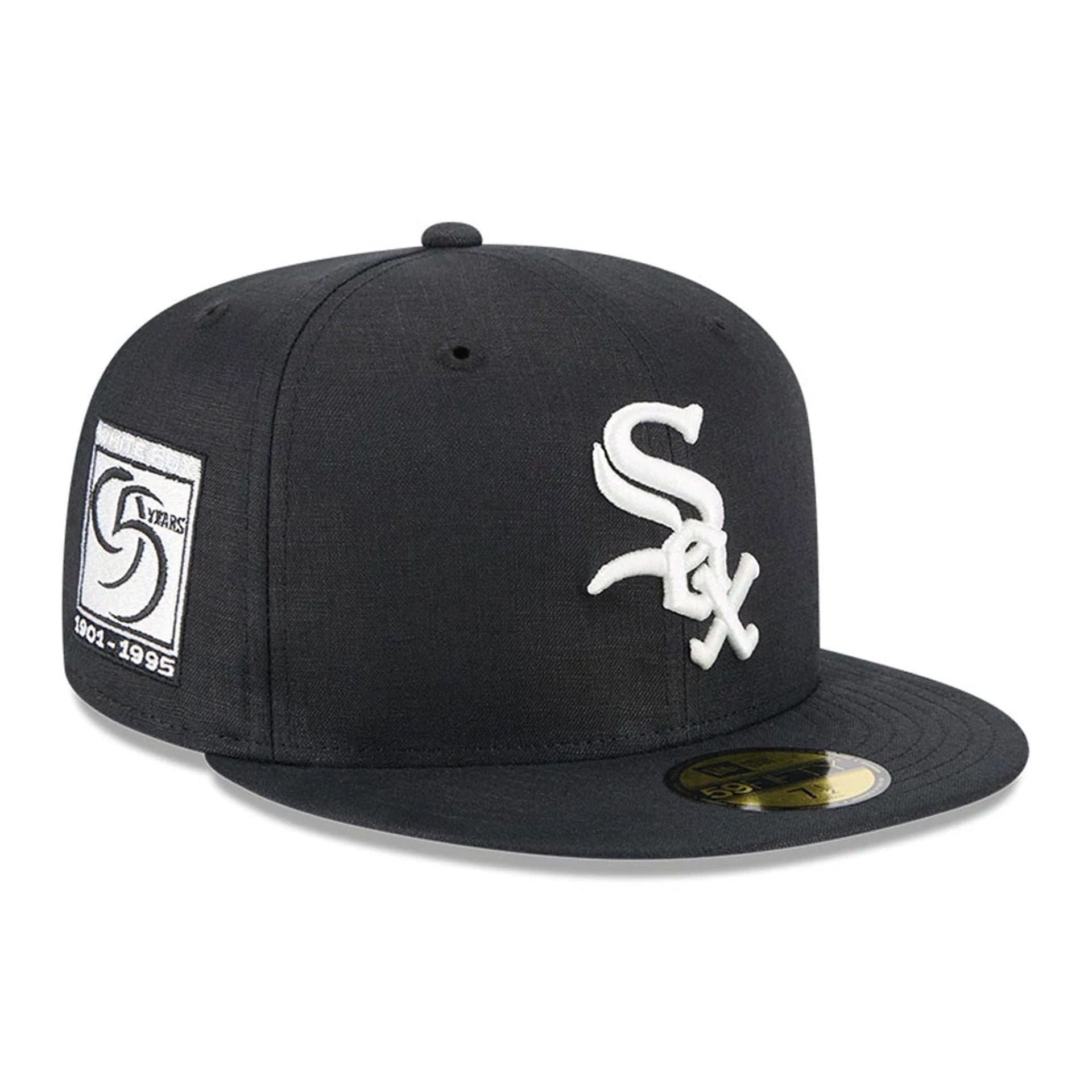 This is a Chicago White Sox Team Linen Black 59FIFTY Fitted Cap 1