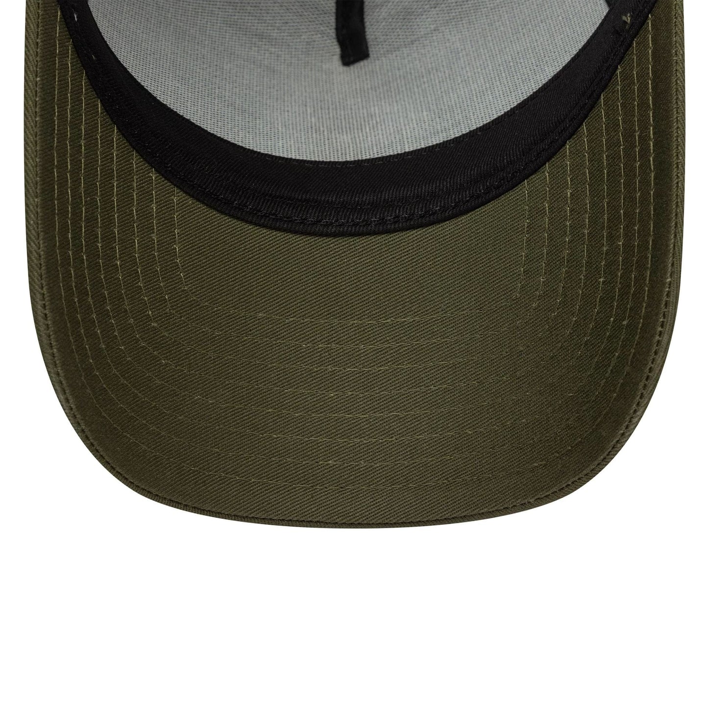 New York Yankees MLB League Essential Dark Green New Era 9FORTY E-Frame Trucker Adjustable Cap, inside view showing the grey undervisor, black sweatband and black taping along the seams.
