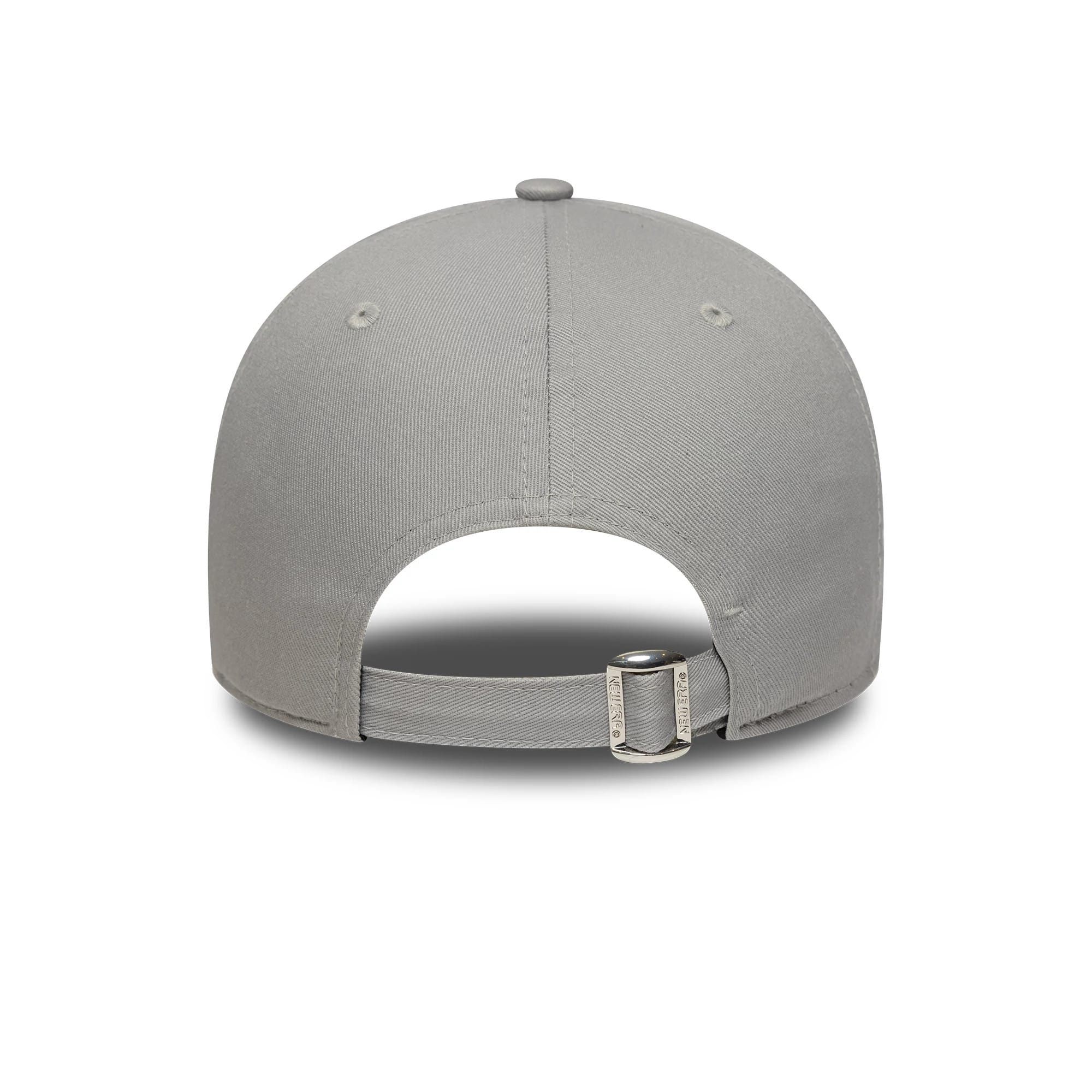 This is a New York Yankees MLB Outline Grey 9FORTY Adjustable Cap 4