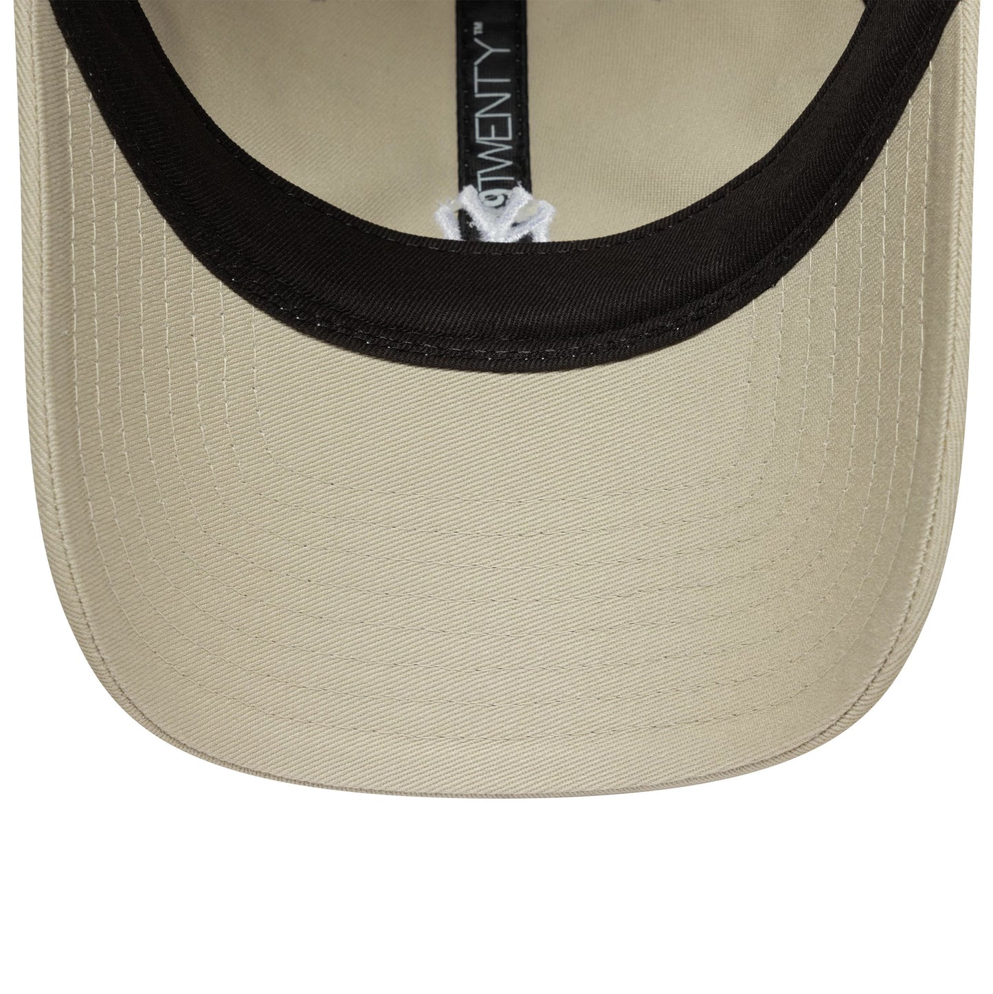 This is a New York Yankees MLB Mini Logo Cream 9TWENTY Adjustable Cap 5