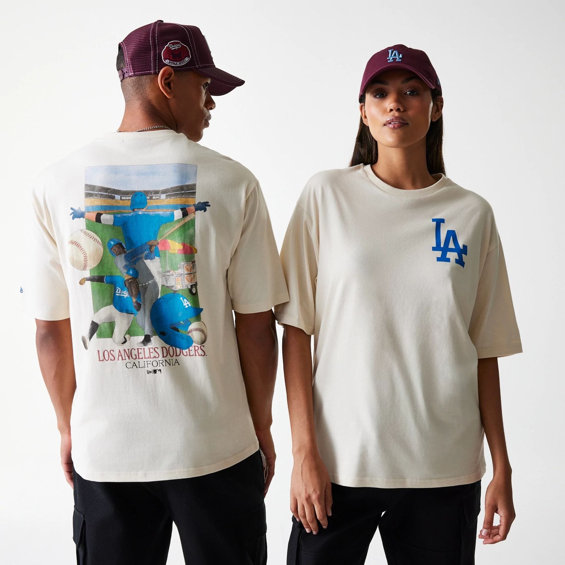 The Male model is wearing LA Dodgers MLB Baseball Graphic Light Beige Oversized T-Shirt 1