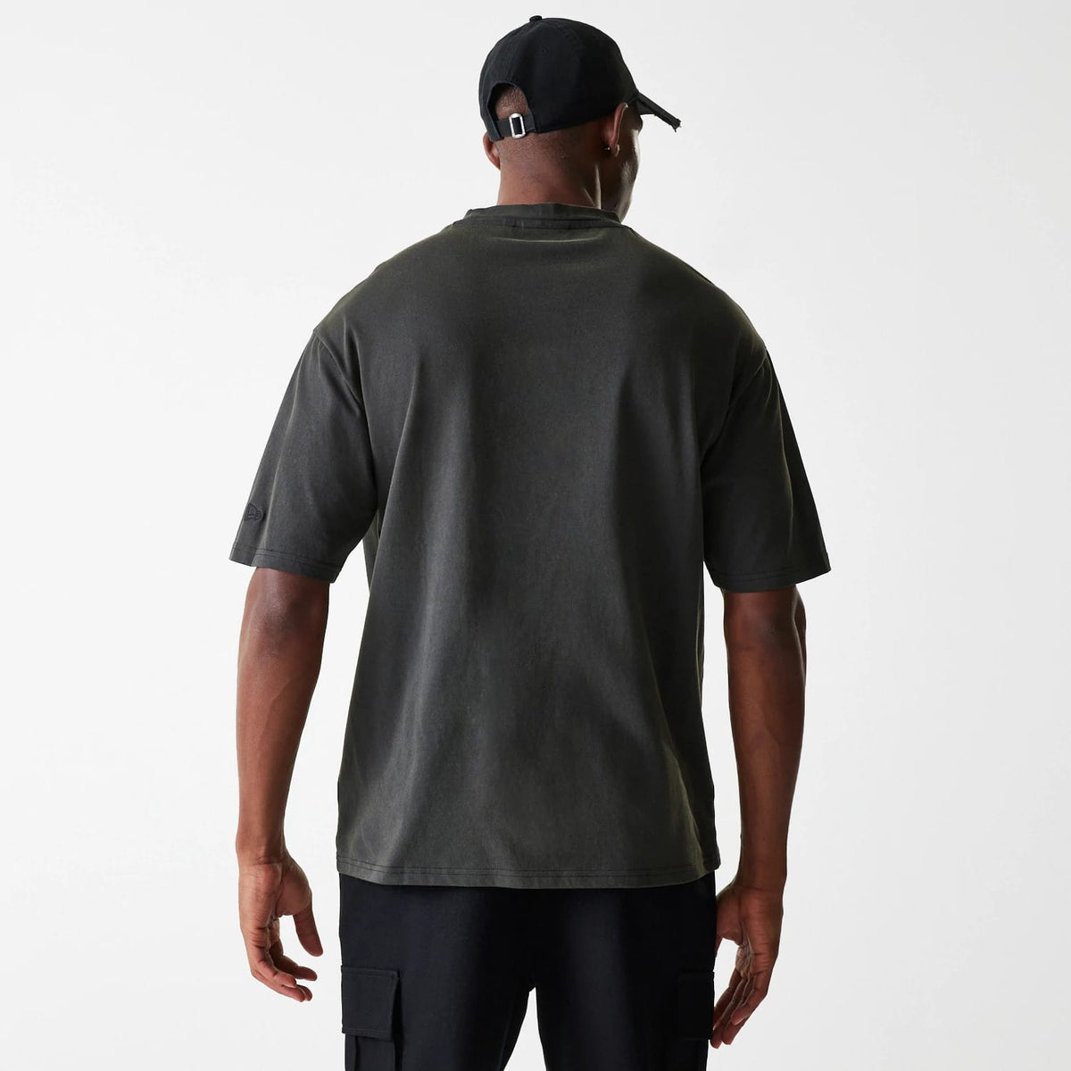 The Male model is wearing Las Vegas Raiders NFL Washed Super Bowl Grey Oversized T-Shirt 2
