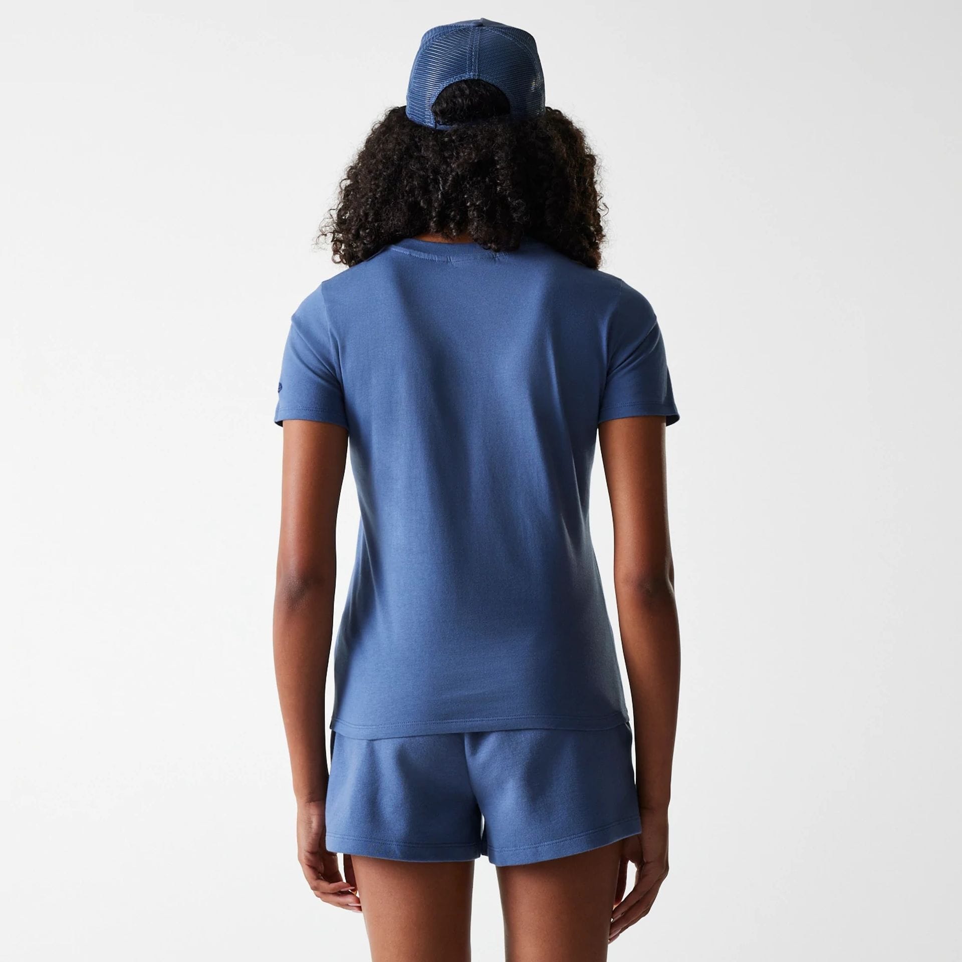 The Female model is wearing LA Dodgers Womens MLB Midi League Essential Dark Blue T-Shirt 2