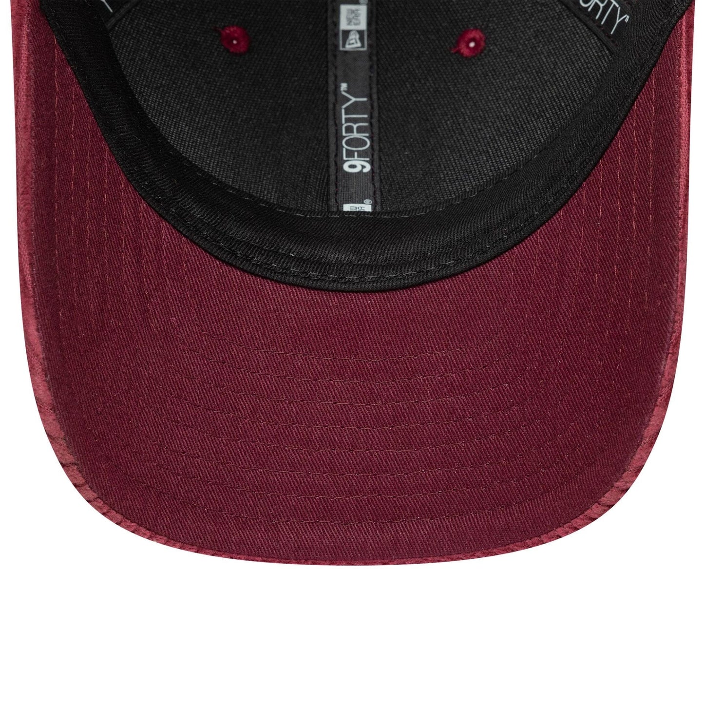 This is a Visa Cash App Racing Bulls Cord Dark Red 9FORTY M-Crown Adjustable Cap 5