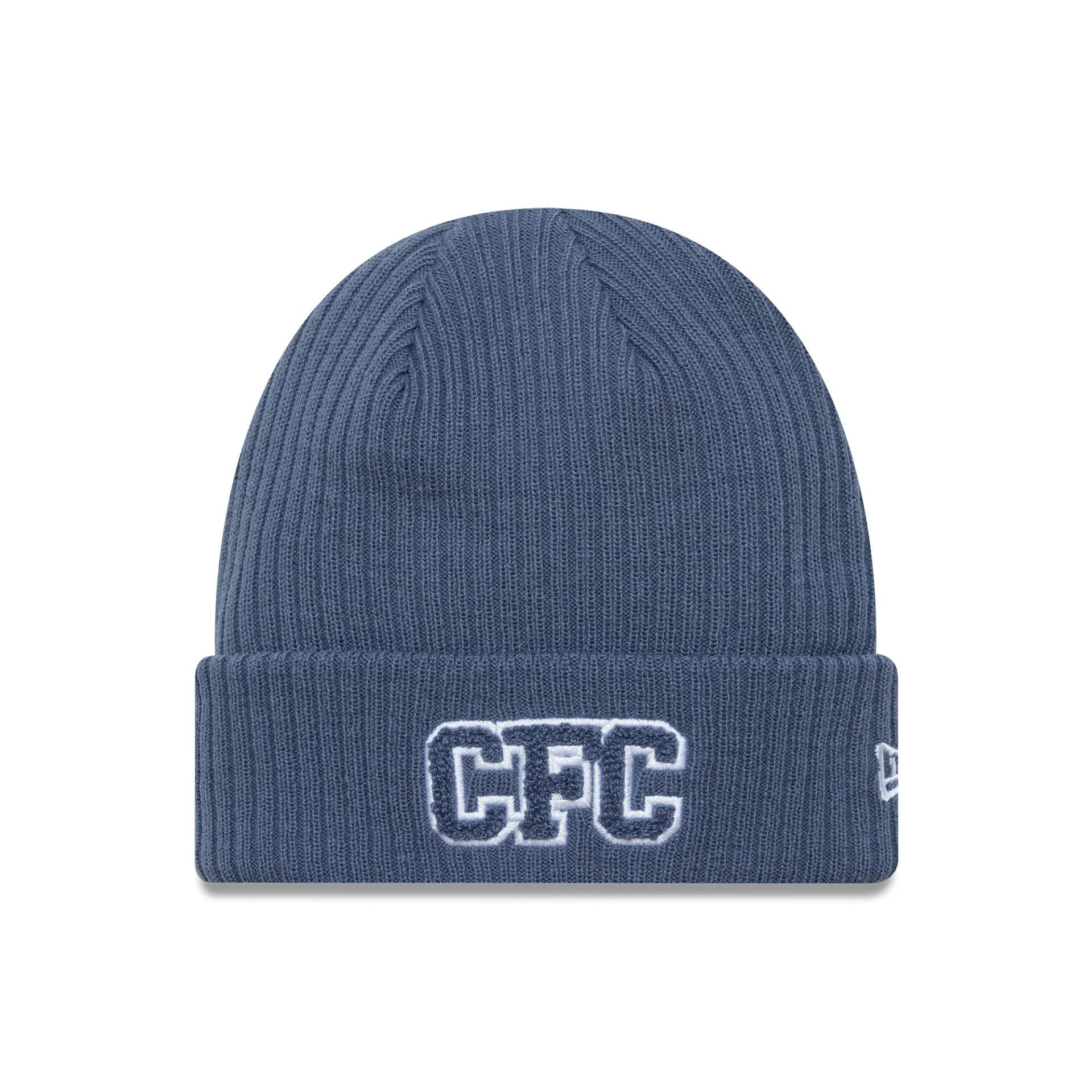 This is a Chelsea FC Lion Crest Collegiate Dark Blue Cuff Knit Beanie Hat 1