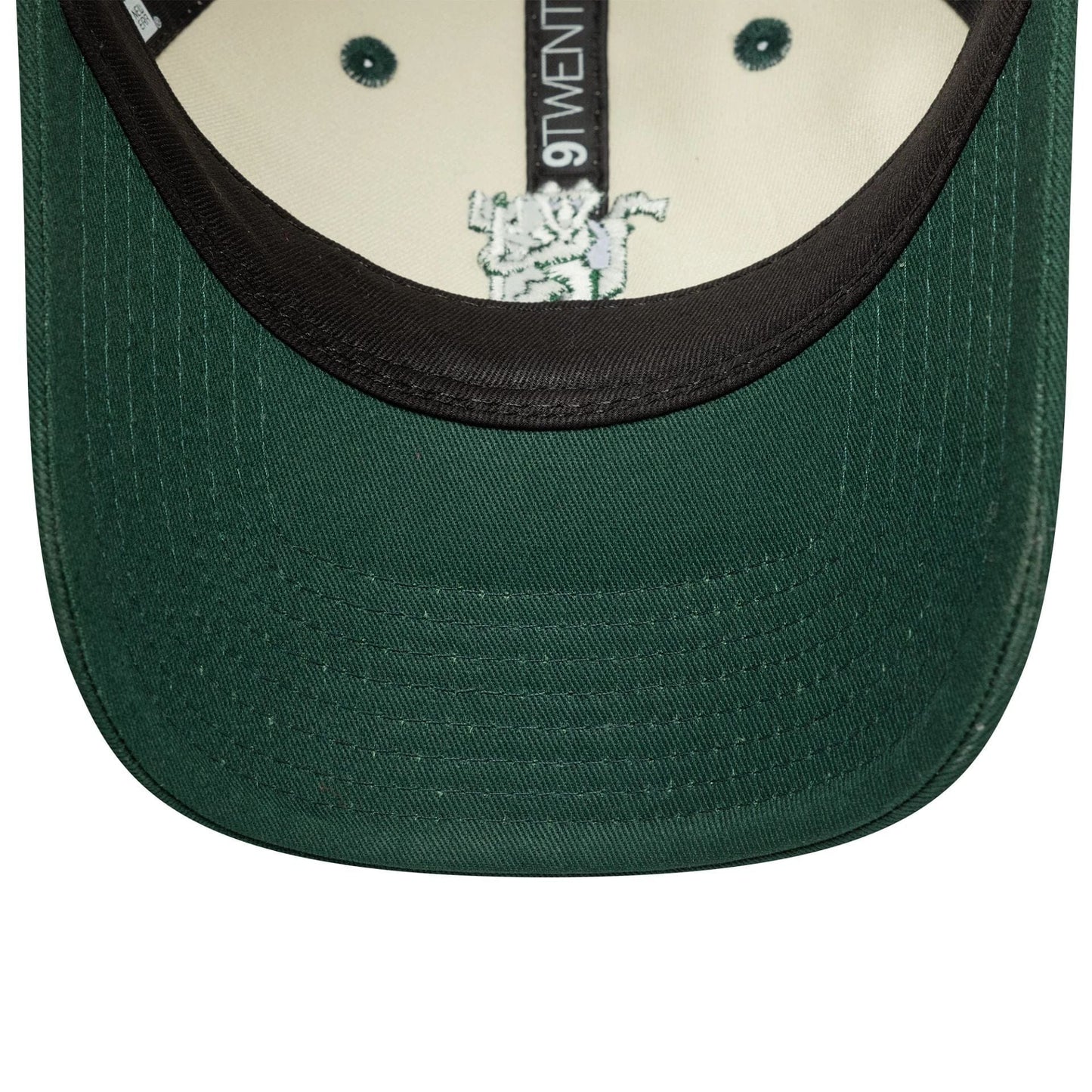 This is a Manchester United FC Womens Contrast Cream 9TWENTY Adjustable Cap 5