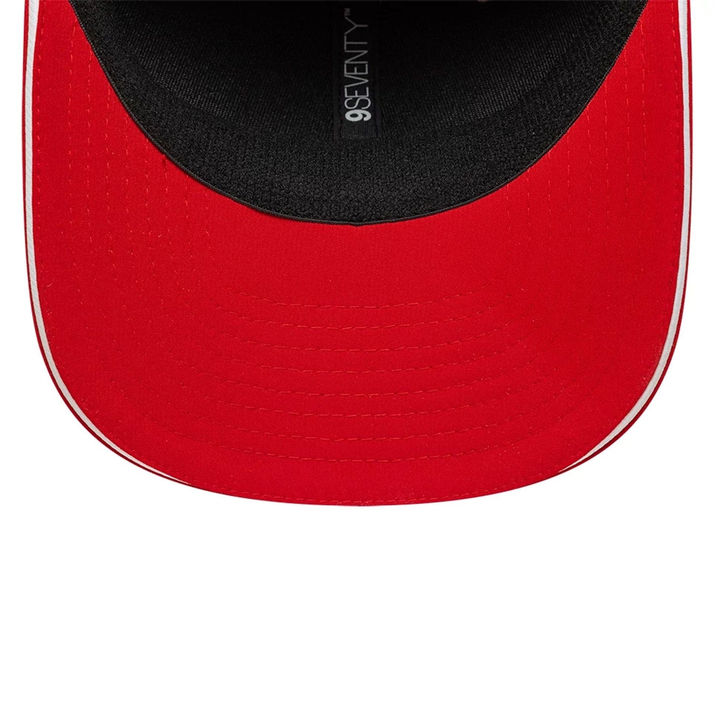 This is a Manchester United FC Recycled Red 9SEVENTY Stretch Snap Adjustable Cap 5