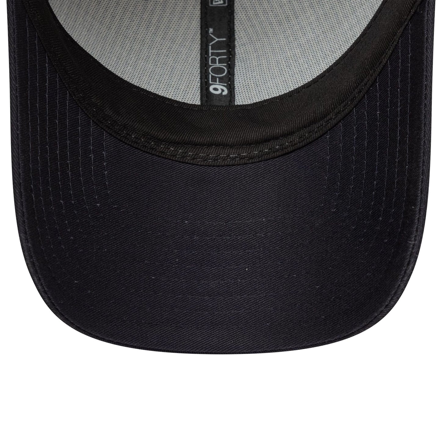 This is a Tottenham Hotspur FC Contrast Pinstripe Navy 9FORTY Adjustable Cap 5