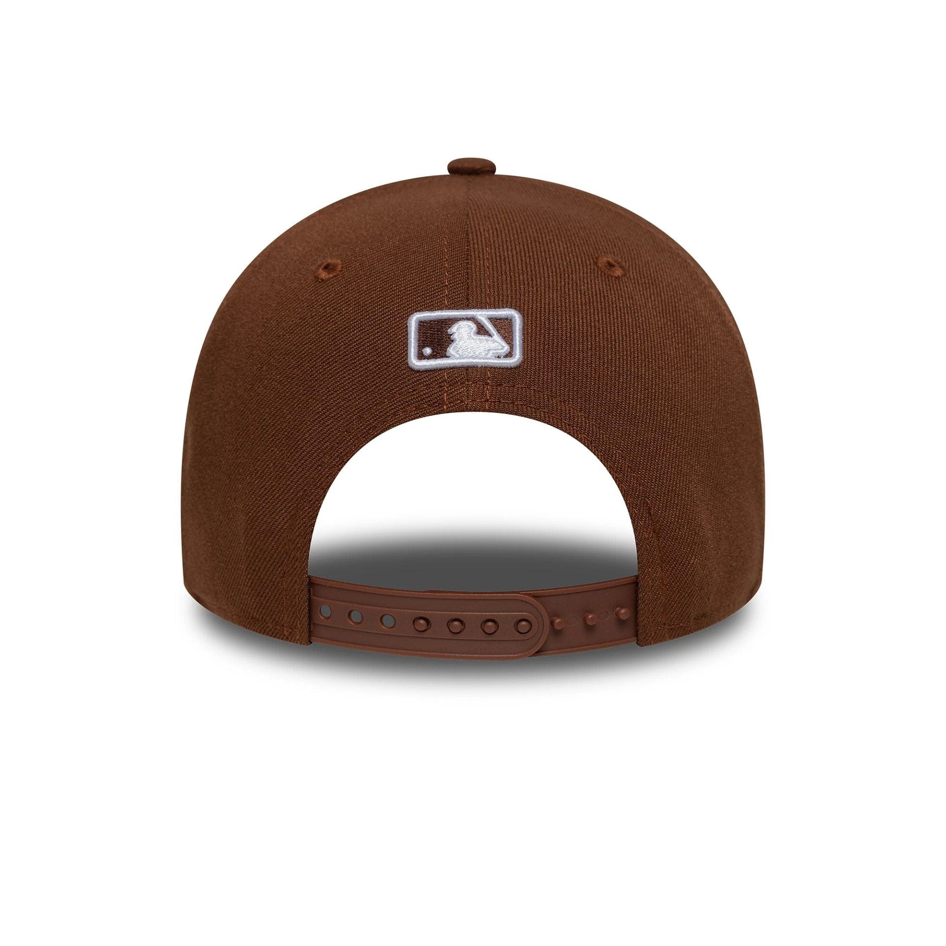 This is a Oakland Athletics MLB Brown 9FORTY M-Crown Adjustable Cap 2