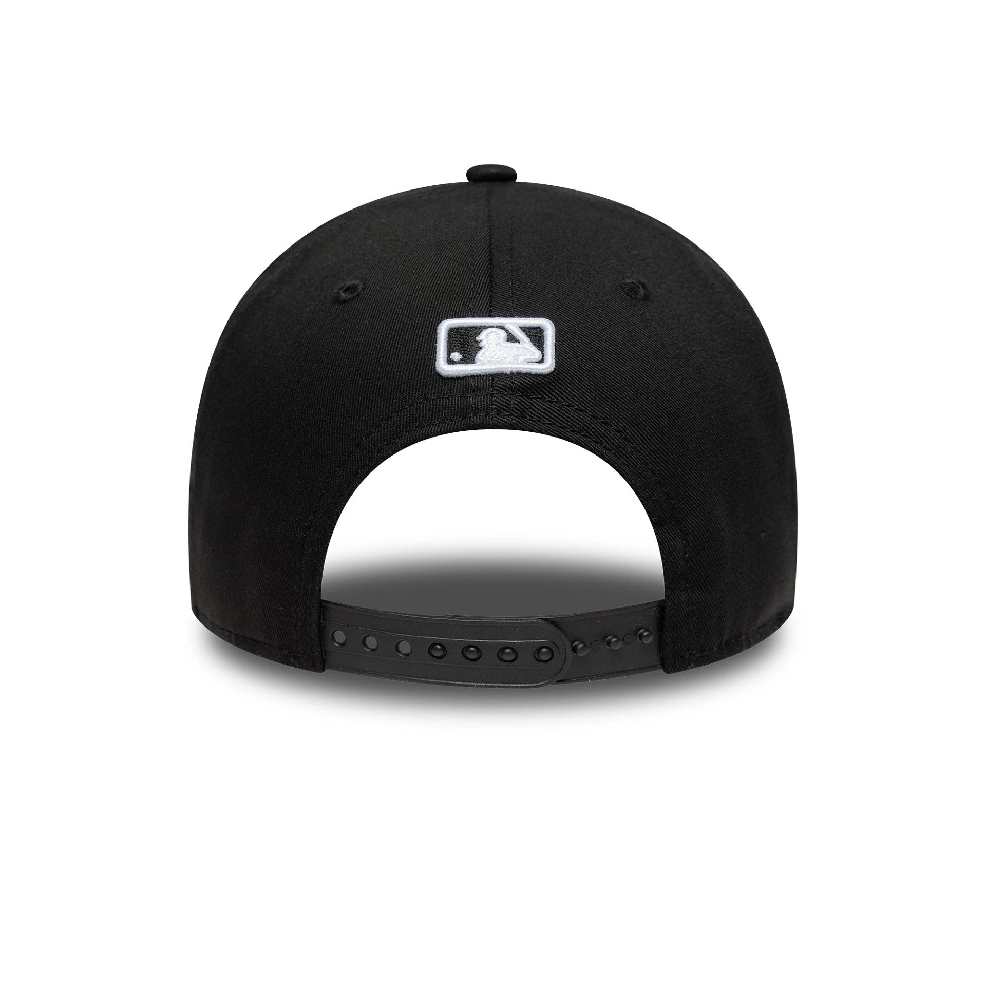 This is a LA Dodgers MLB Black 9FORTY M-Crown Adjustable Cap 2