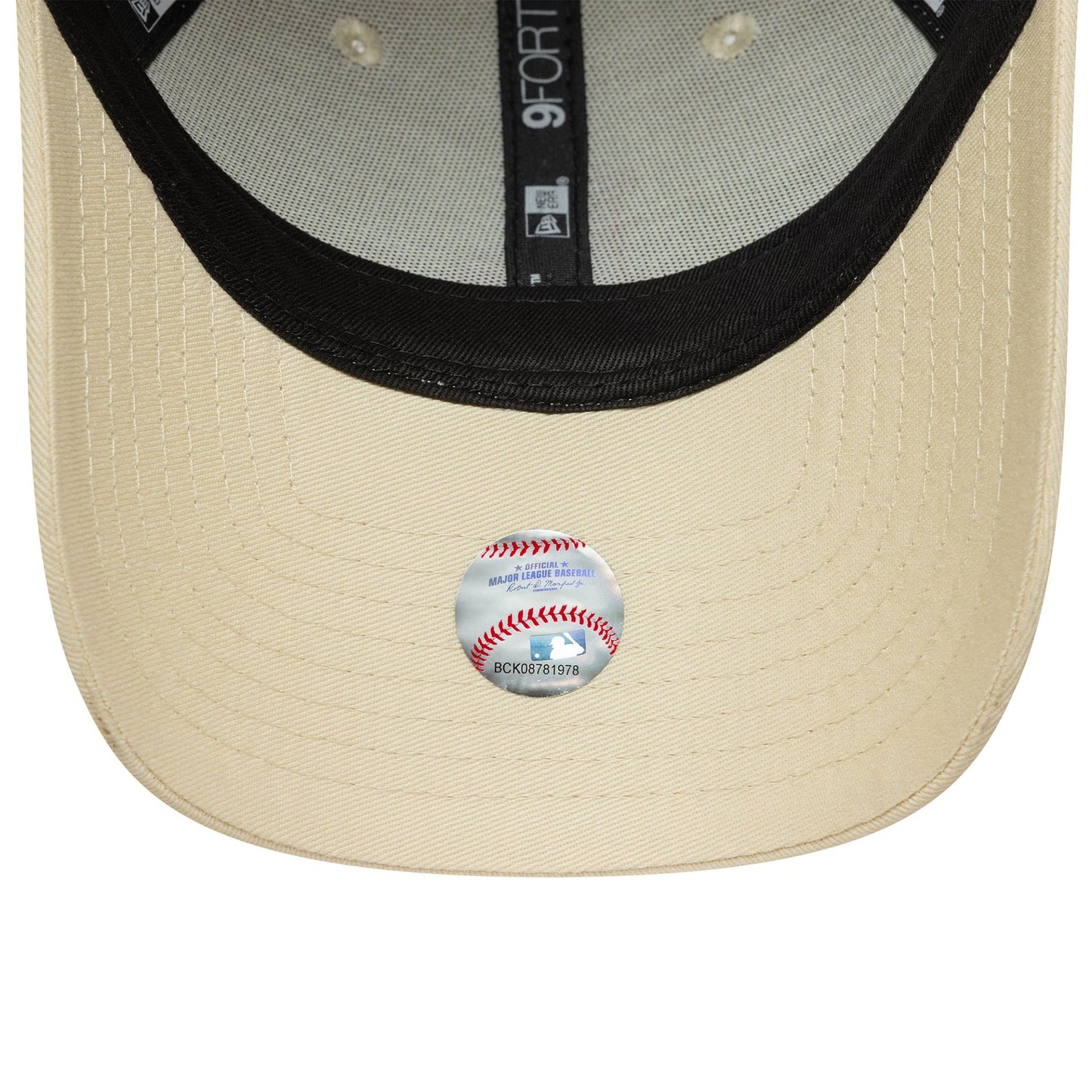 This is a LA Dodgers Womens MLB League Essential Cream 9FORTY Adjustable Cap 5